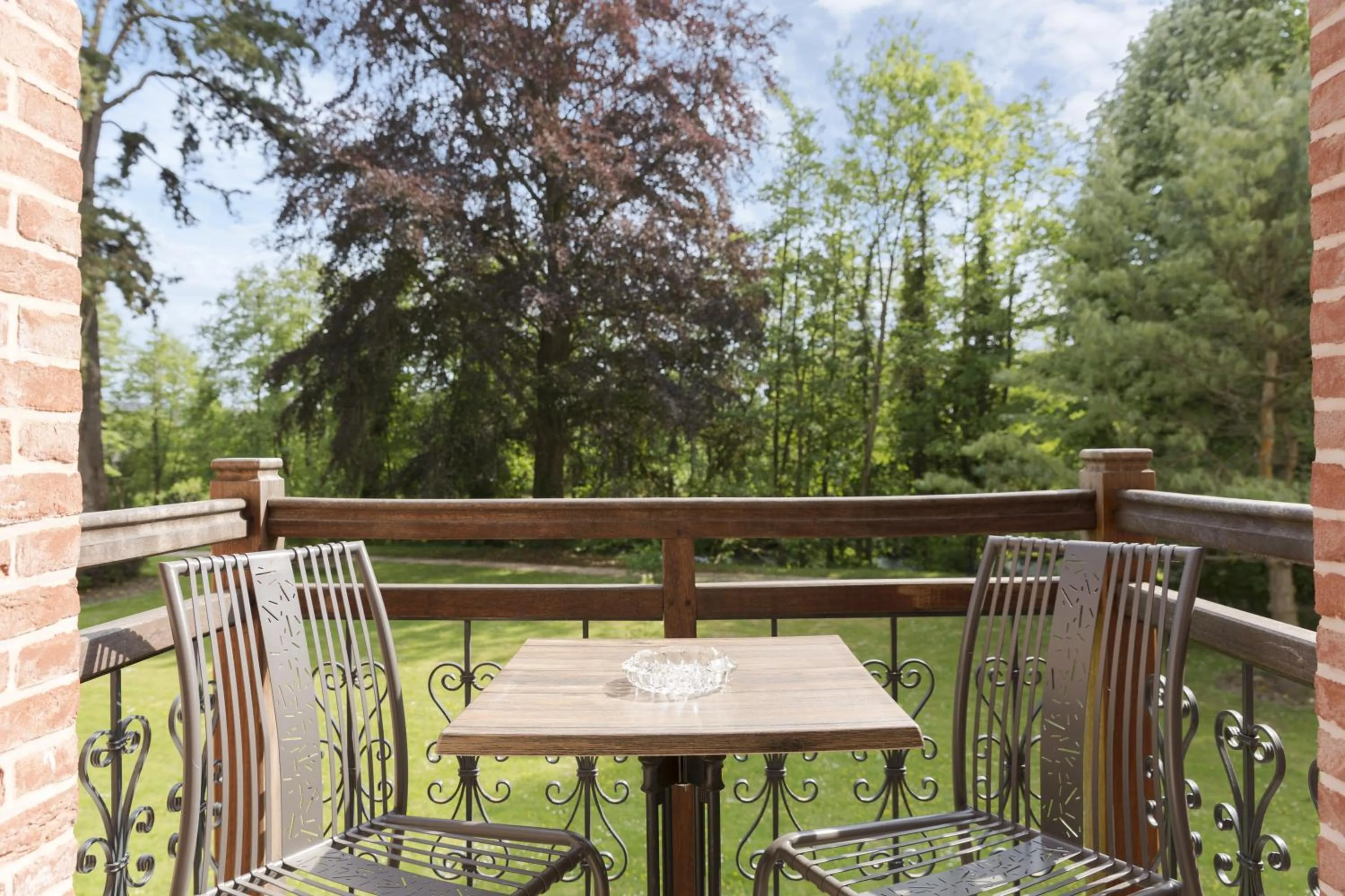 Balcony/Terrace in Belle Isle Sur Risle - Chateau Hotel & Spa