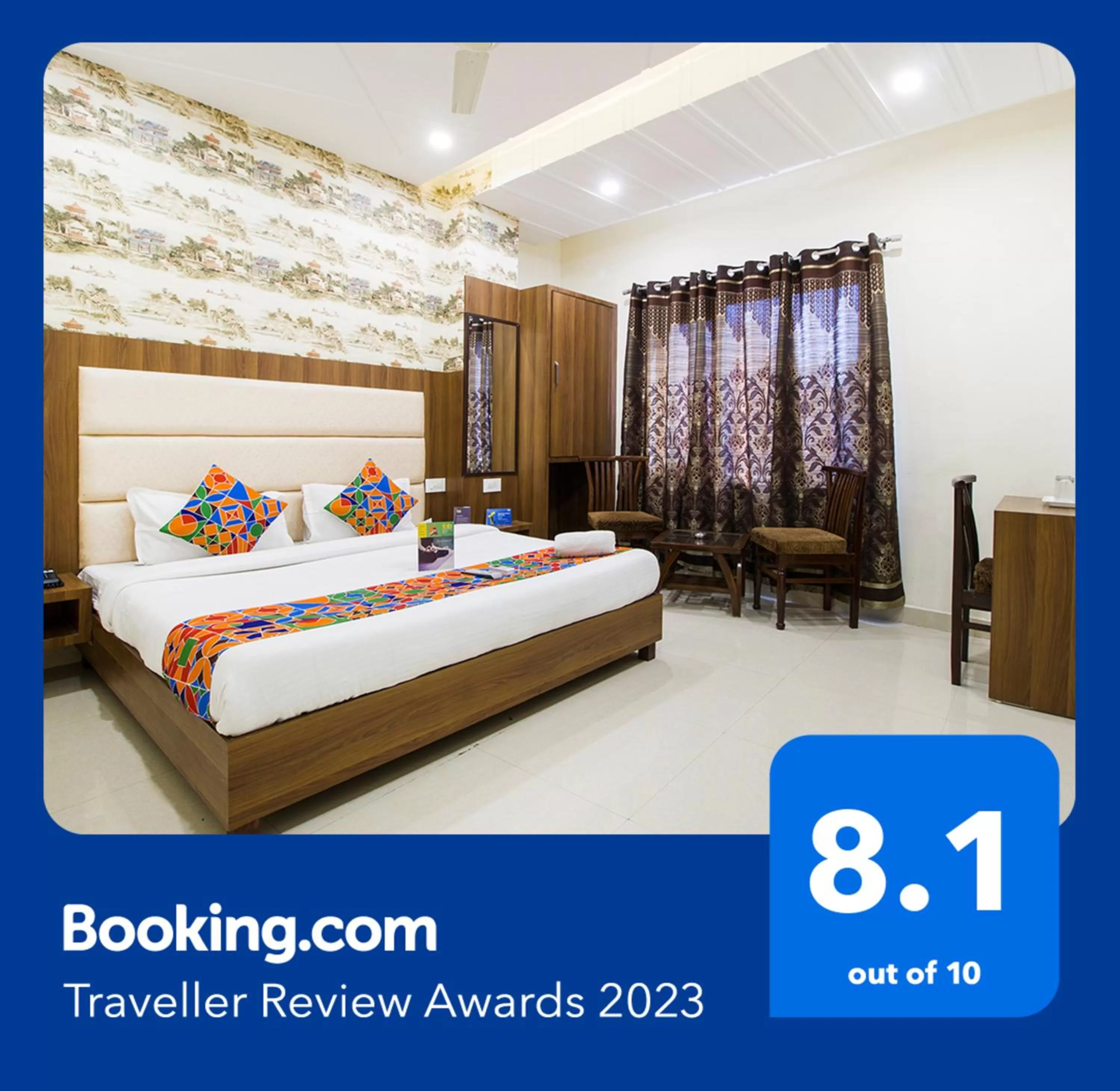 Living room, Bed in FabHotel Royal Villa Hussainpura Chowk