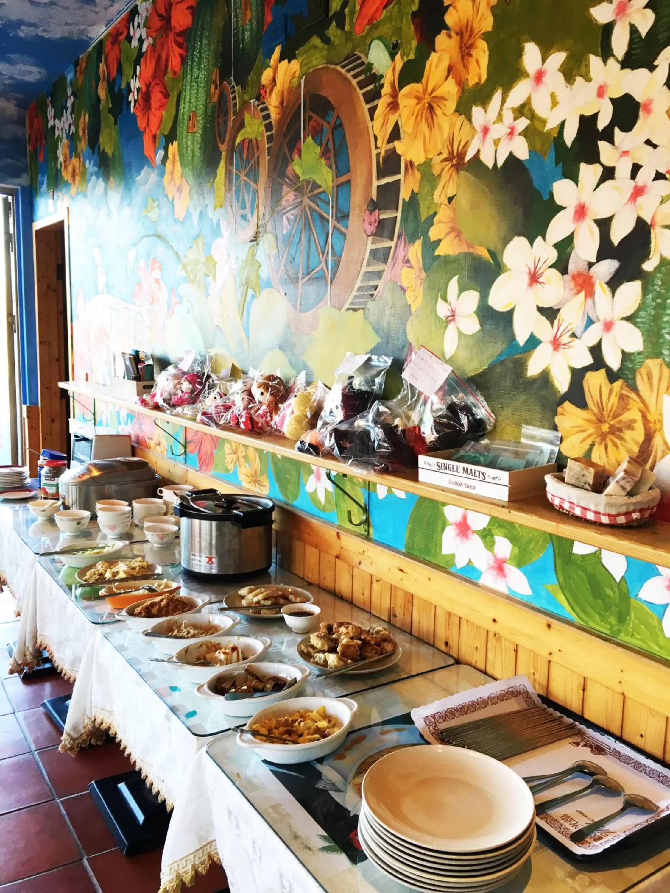 Food, Restaurant/Places to Eat in Rainbow Bridge B&B