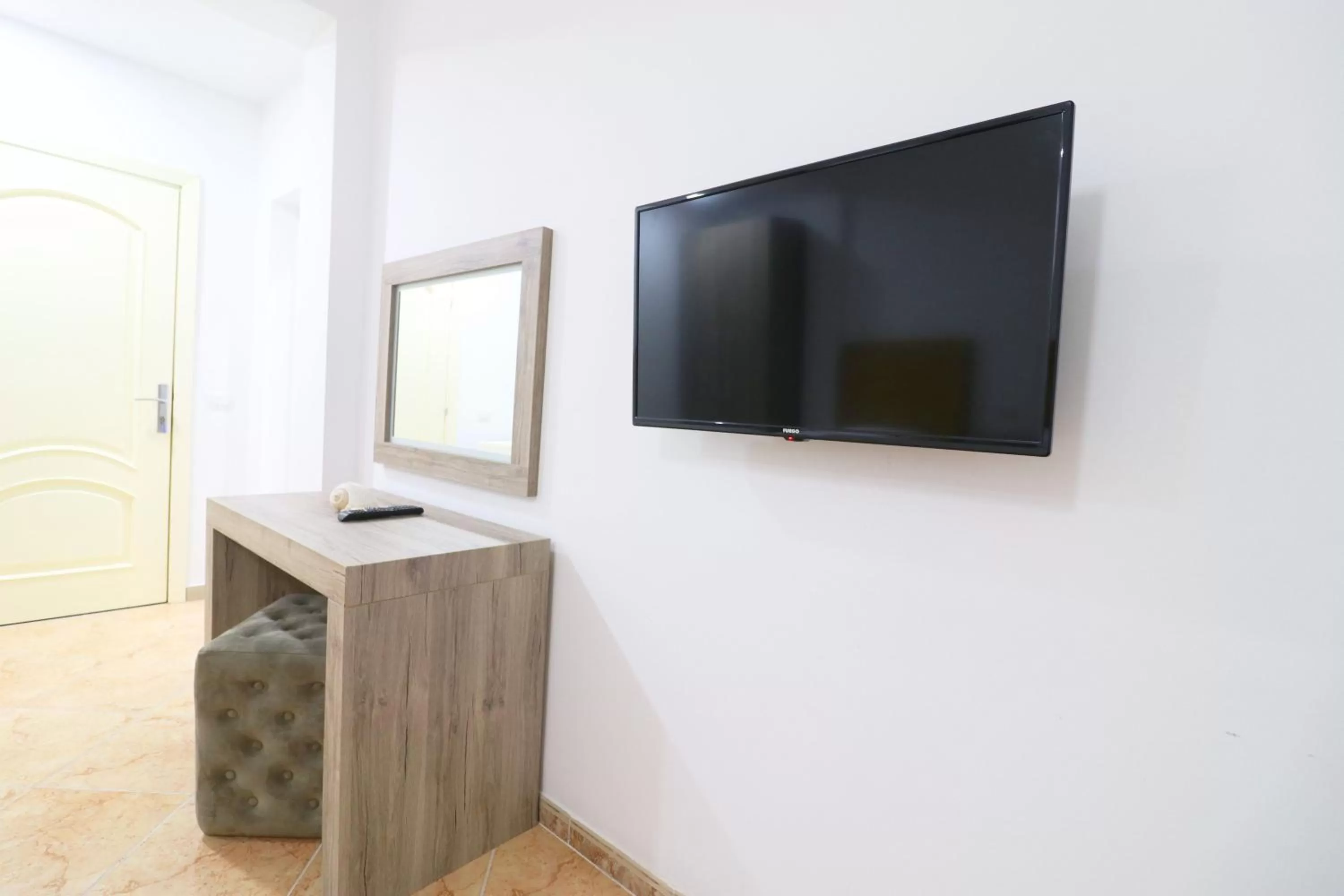 TV/Entertainment Center in HOTEL KRISTAL