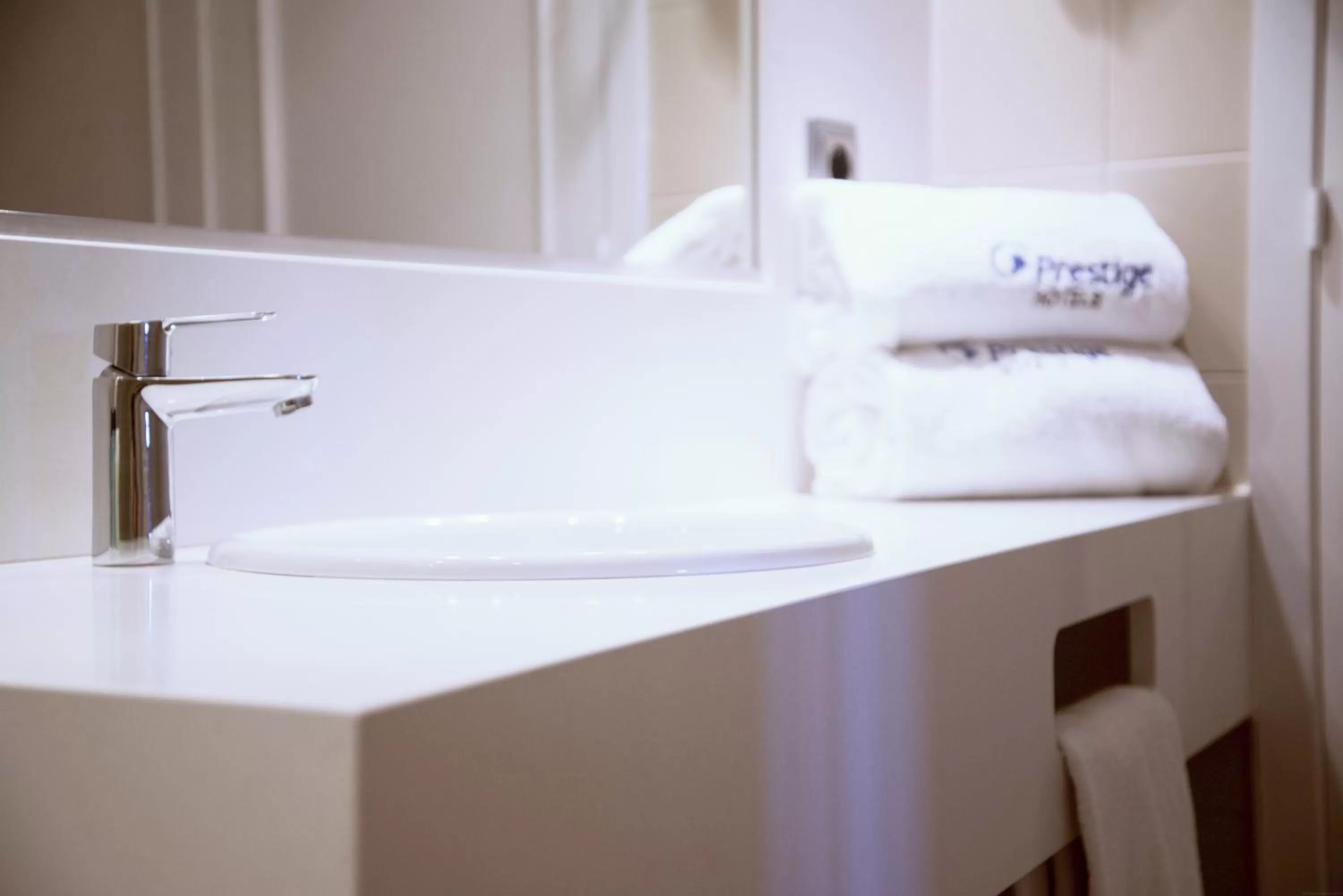 Bathroom in Prestige Mar y Sol