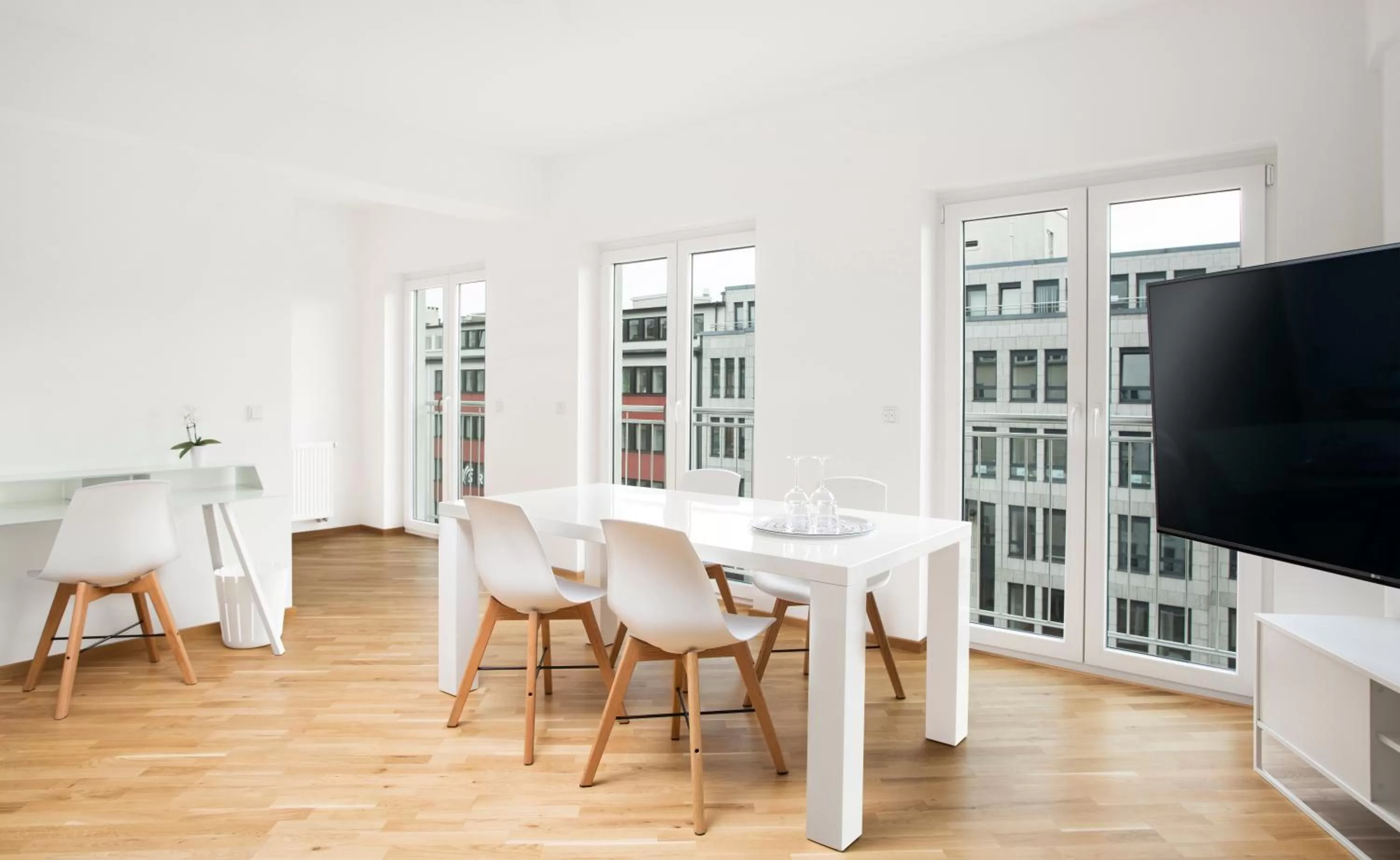 TV and multimedia in Victoria Apartments