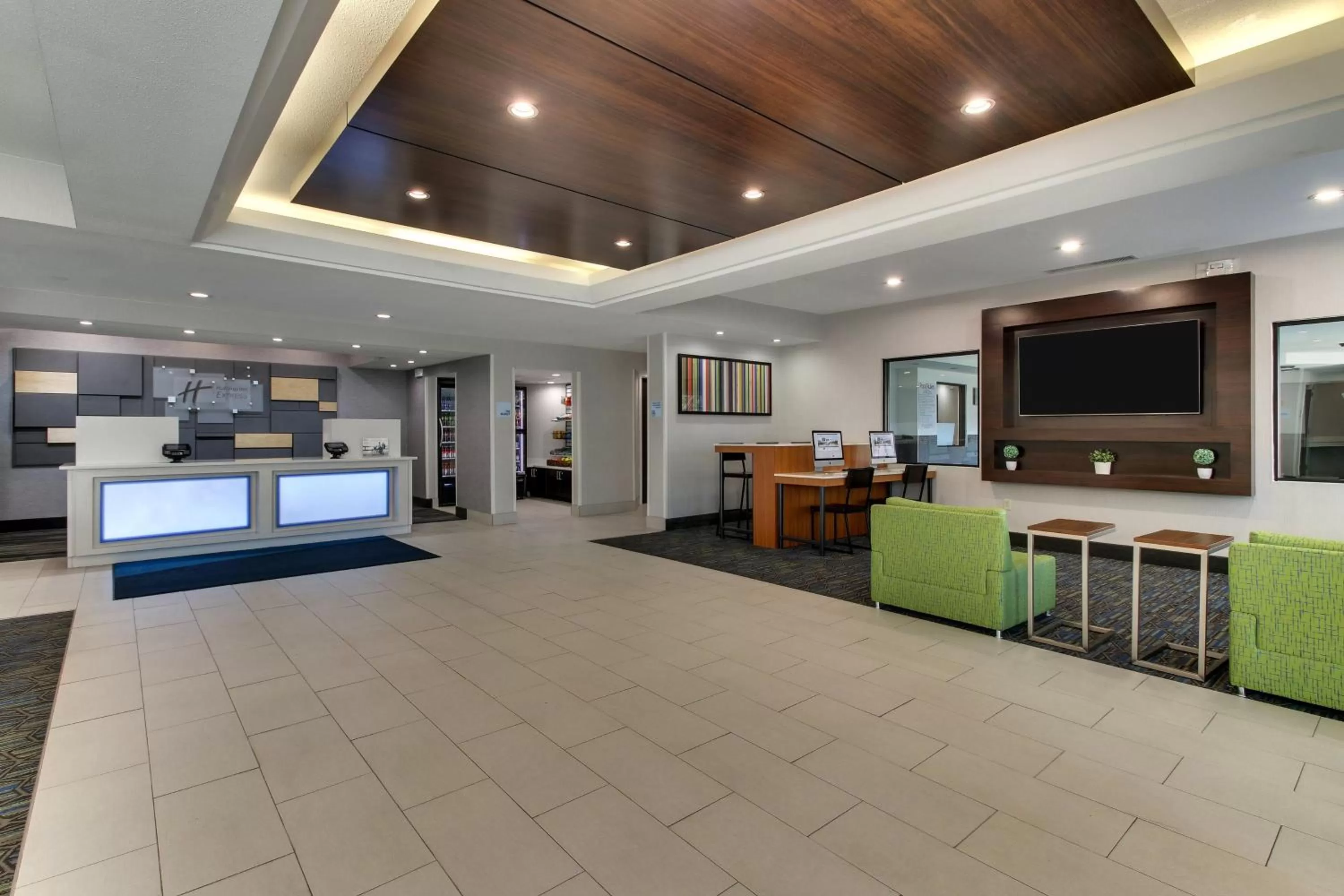 Property building in Holiday Inn Express Fishkill-Mid Hudson Valley by IHG