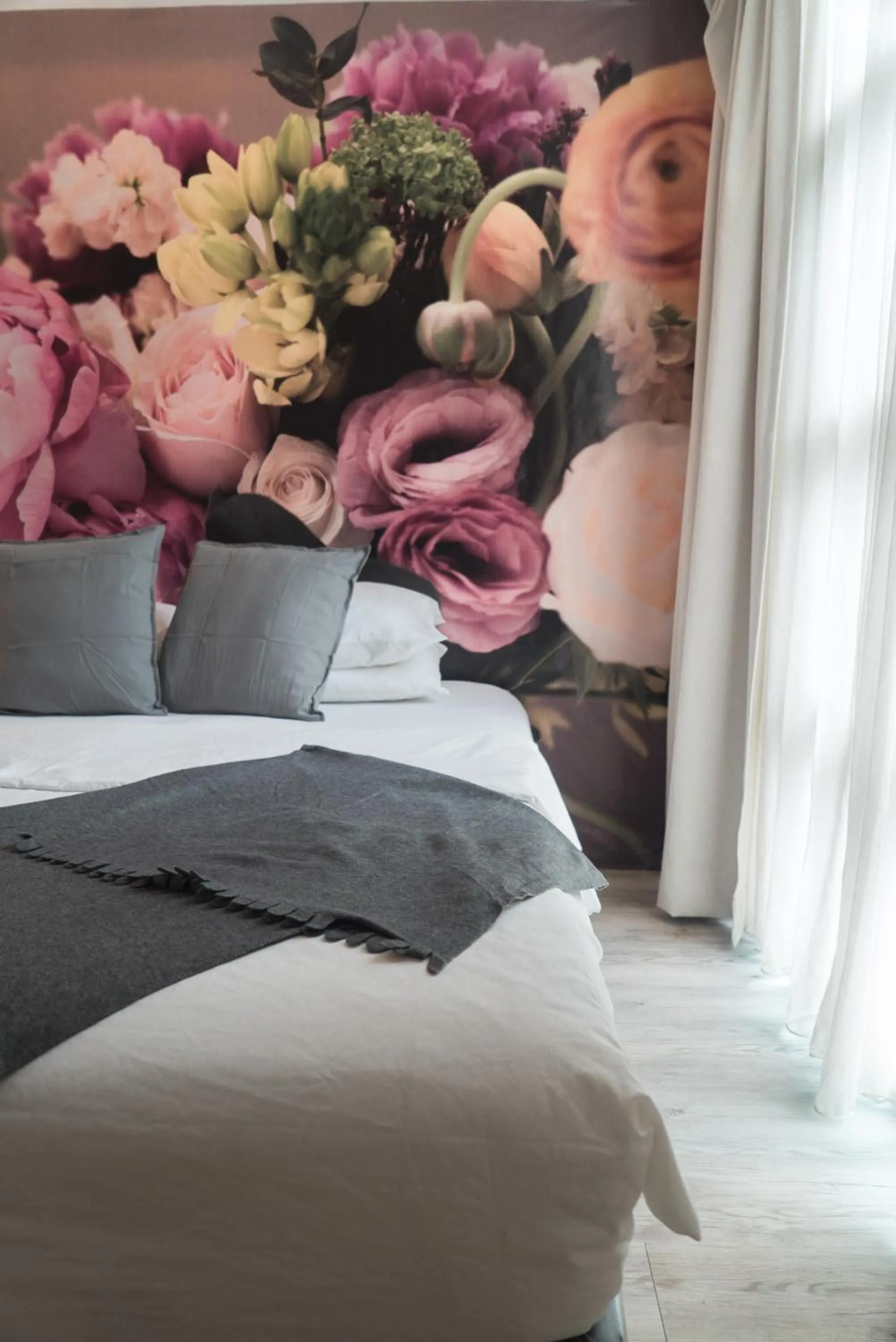 Bedroom, Bed in V Garden Hotel