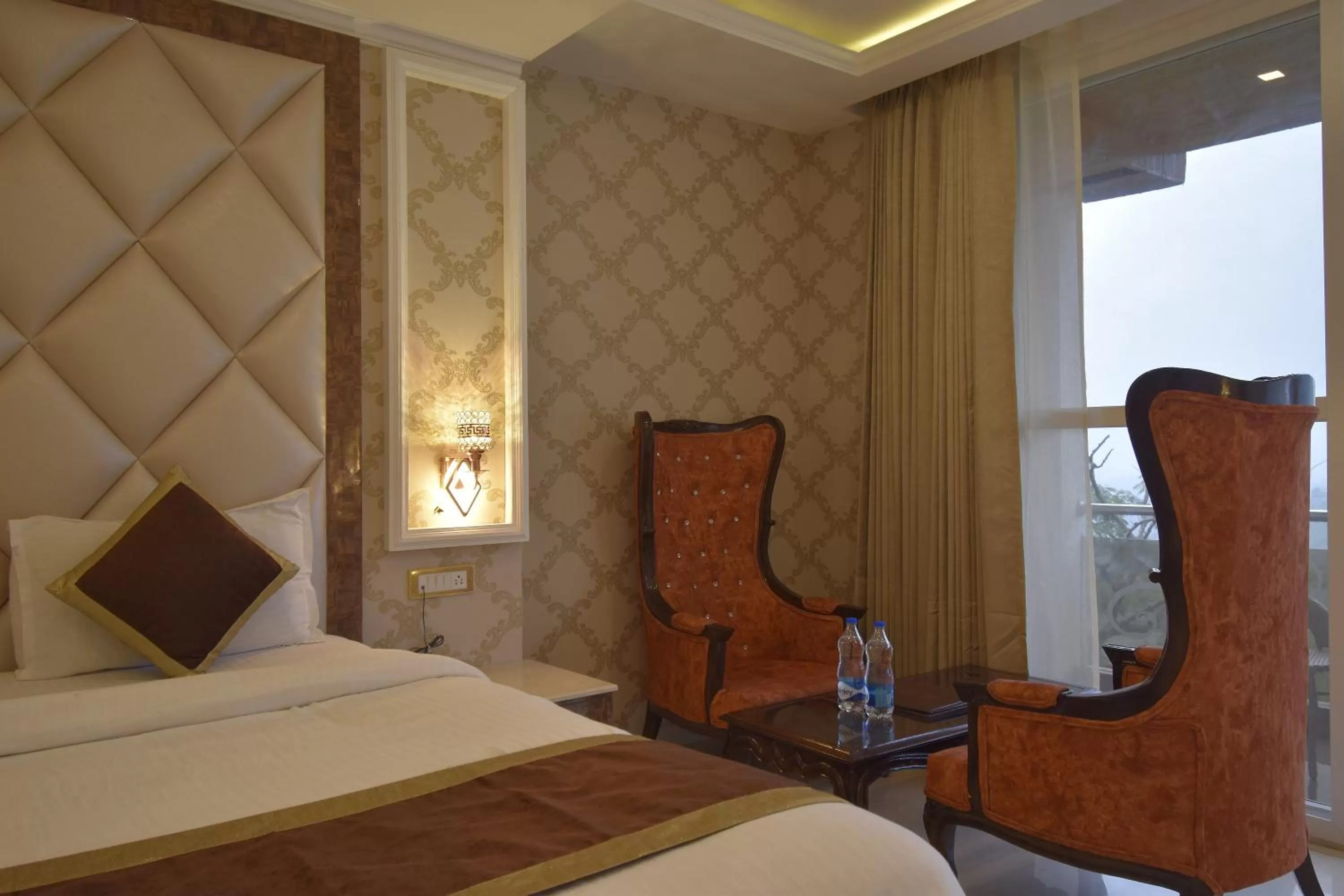 Bed in The Royal Castle AC Centralized