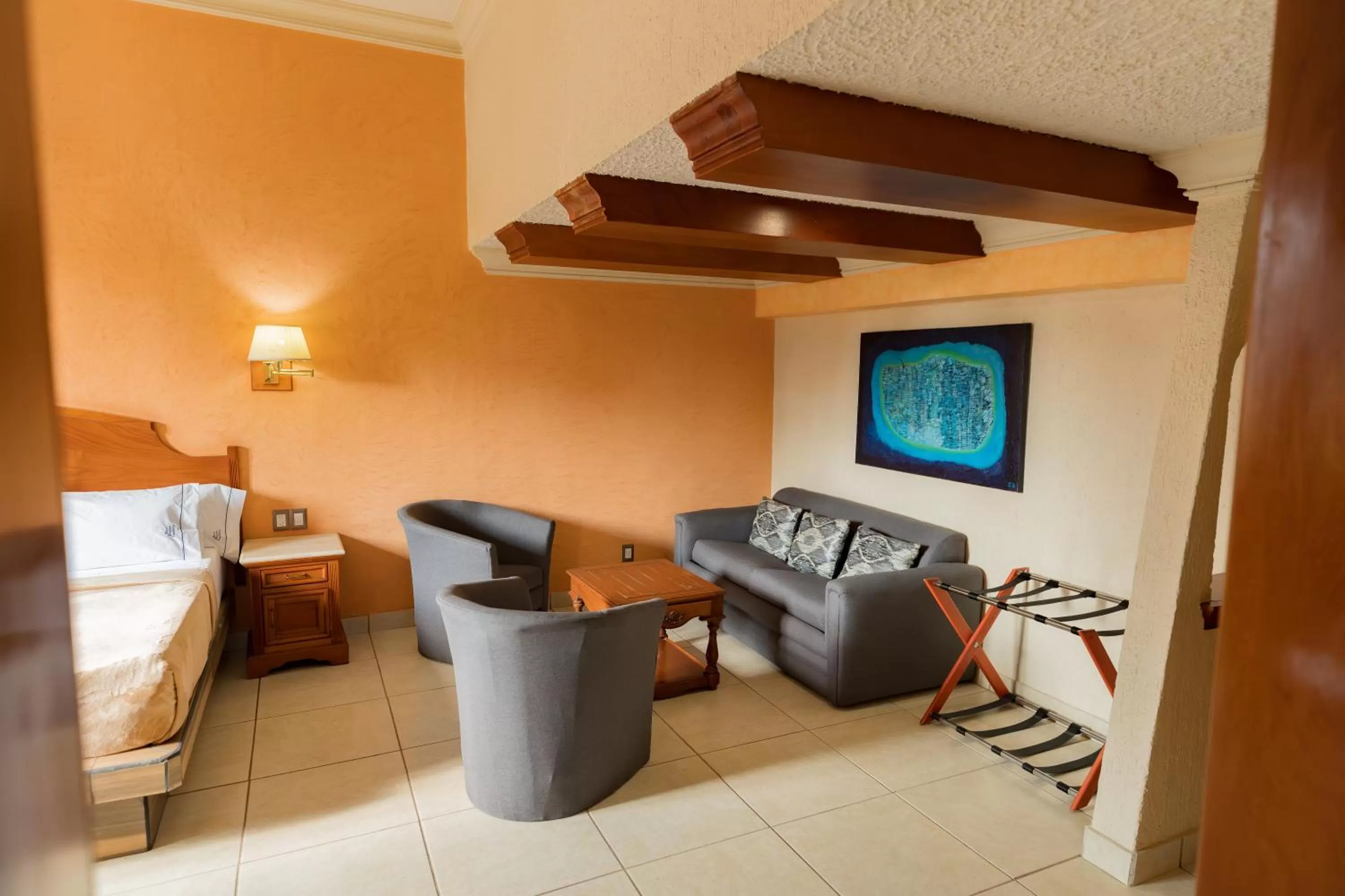 Living room, Bed in Hotel Santiago De Compostela - Guadalajara Centro Historico