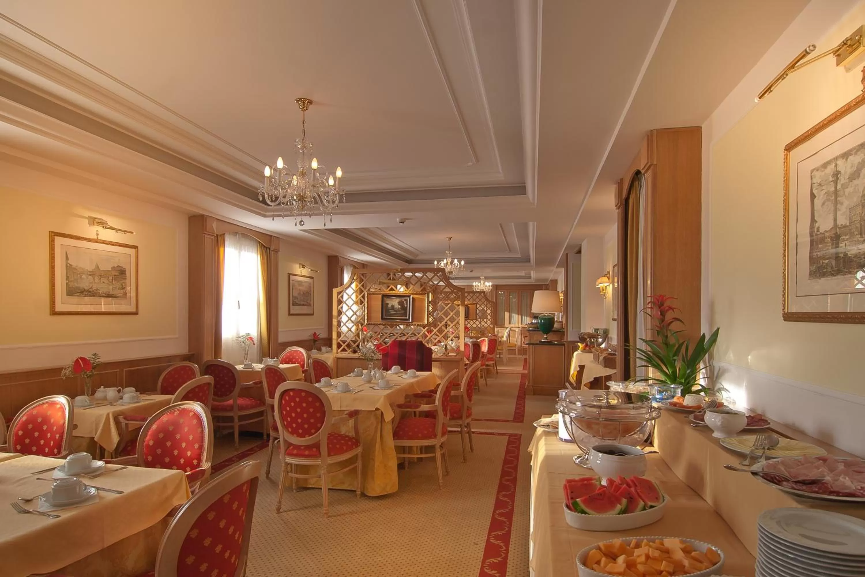 Restaurant/places to eat in Residenza Paolo VI