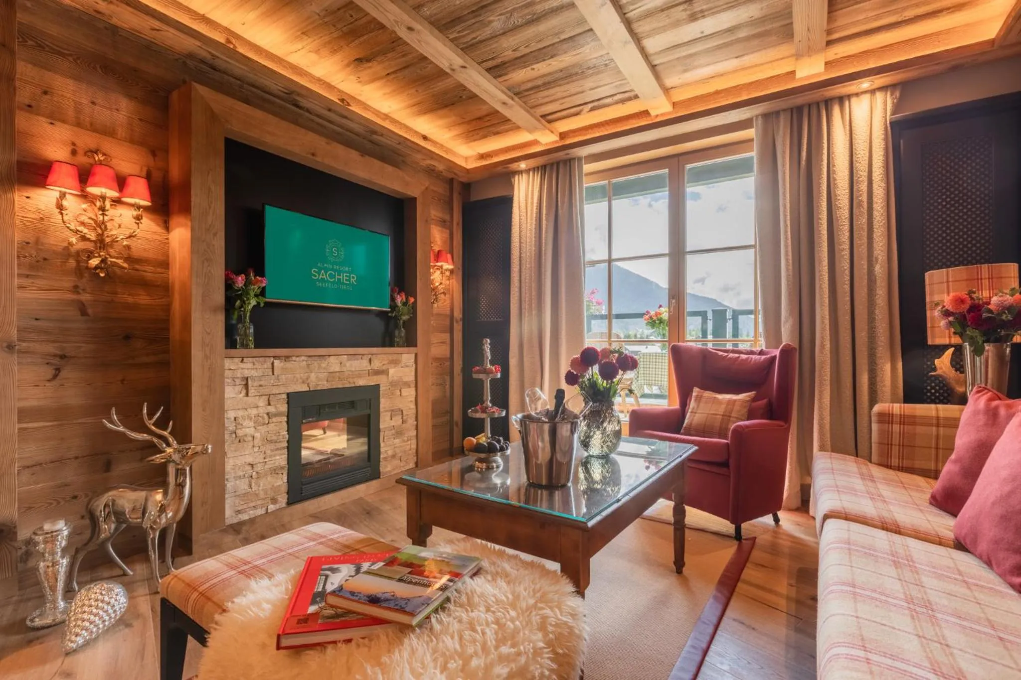 Living room, Seating Area in Astoria Resort