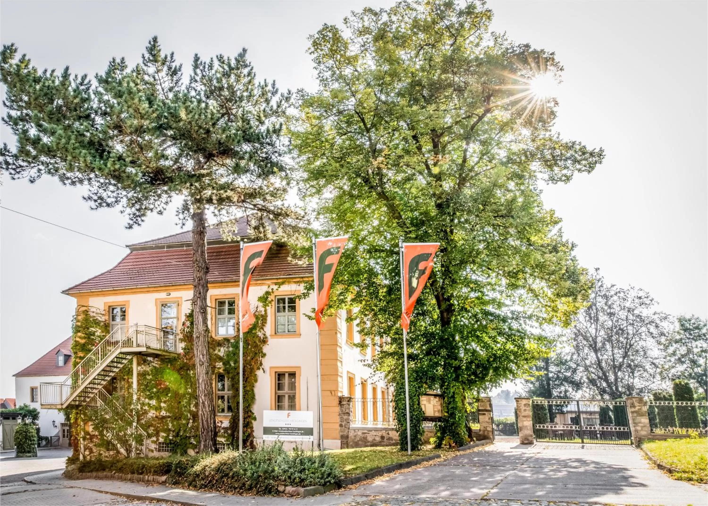 Property building in Stadtschloß Hecklingen