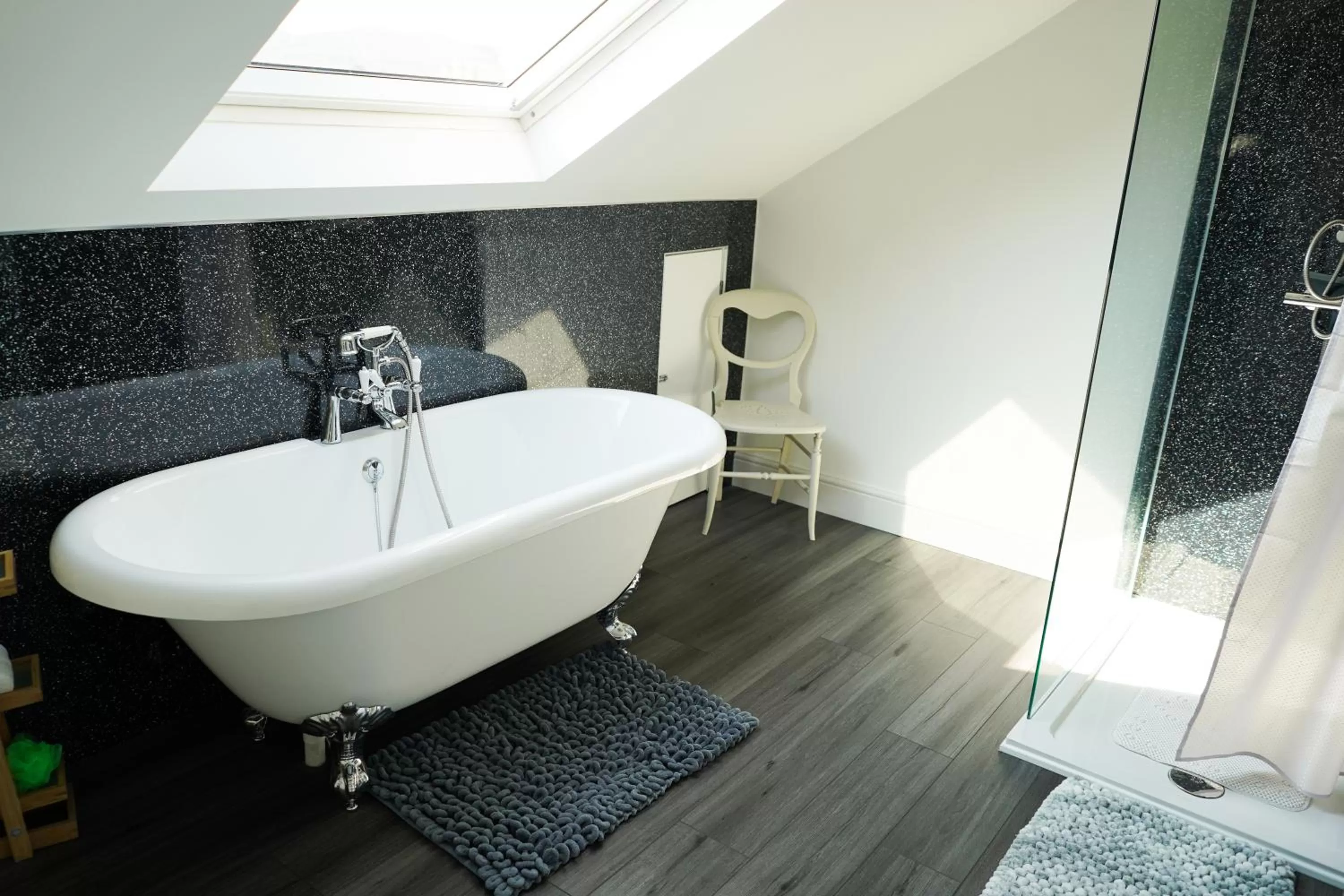 Bathroom in The Art Bank