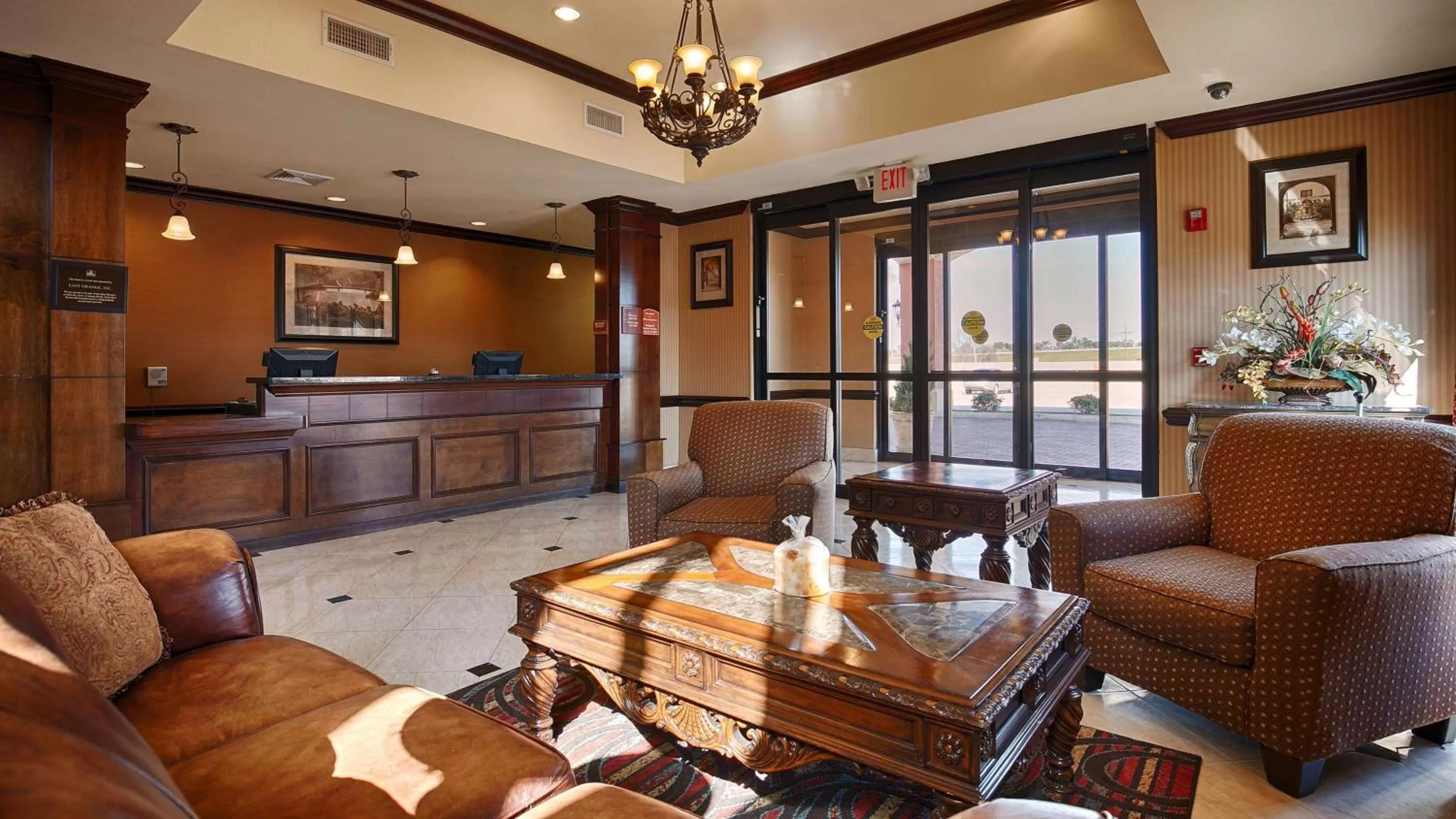 Lobby or reception in Best Western Orange Inn & Suites