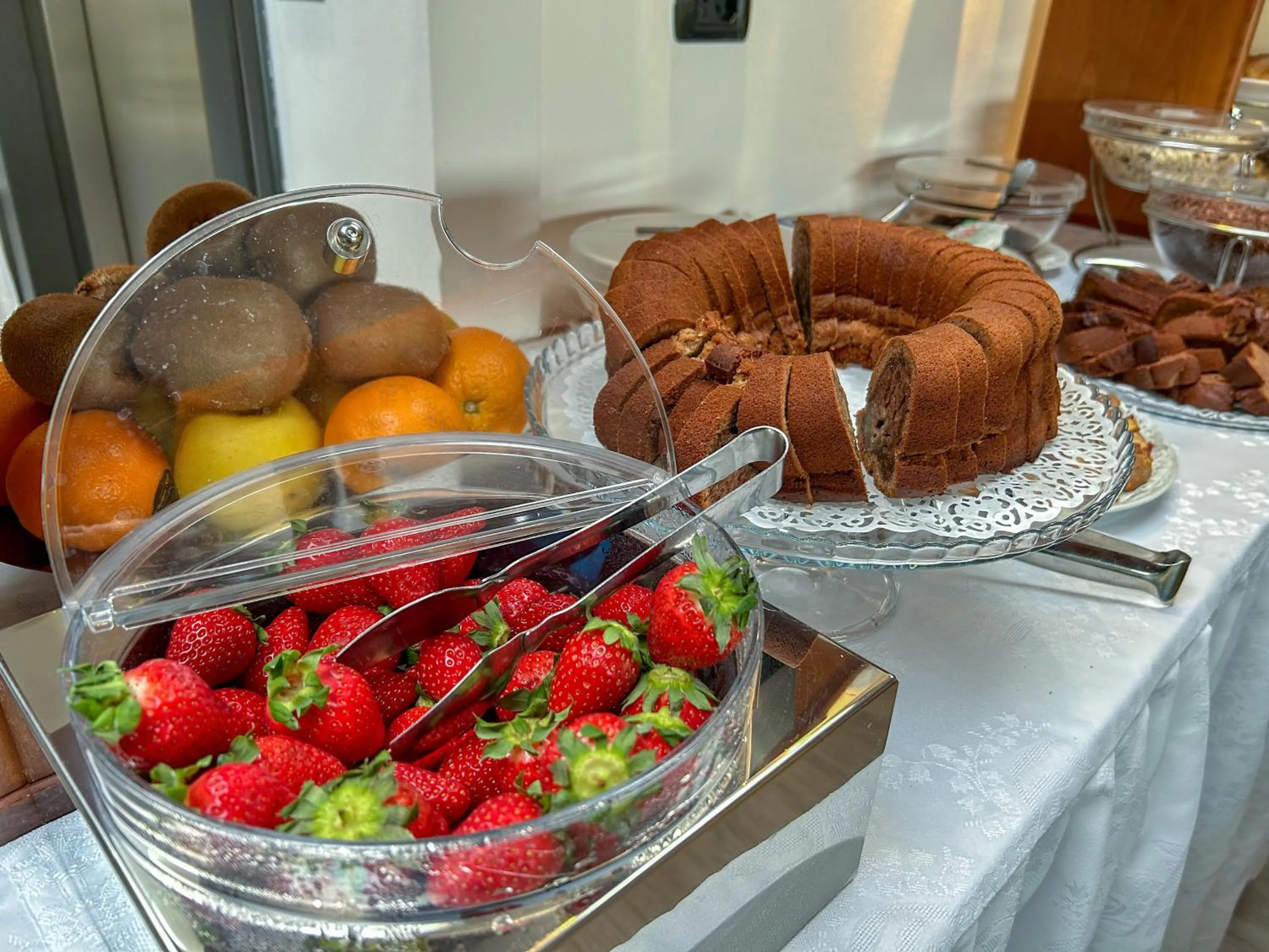 Breakfast in Hotel Mavino