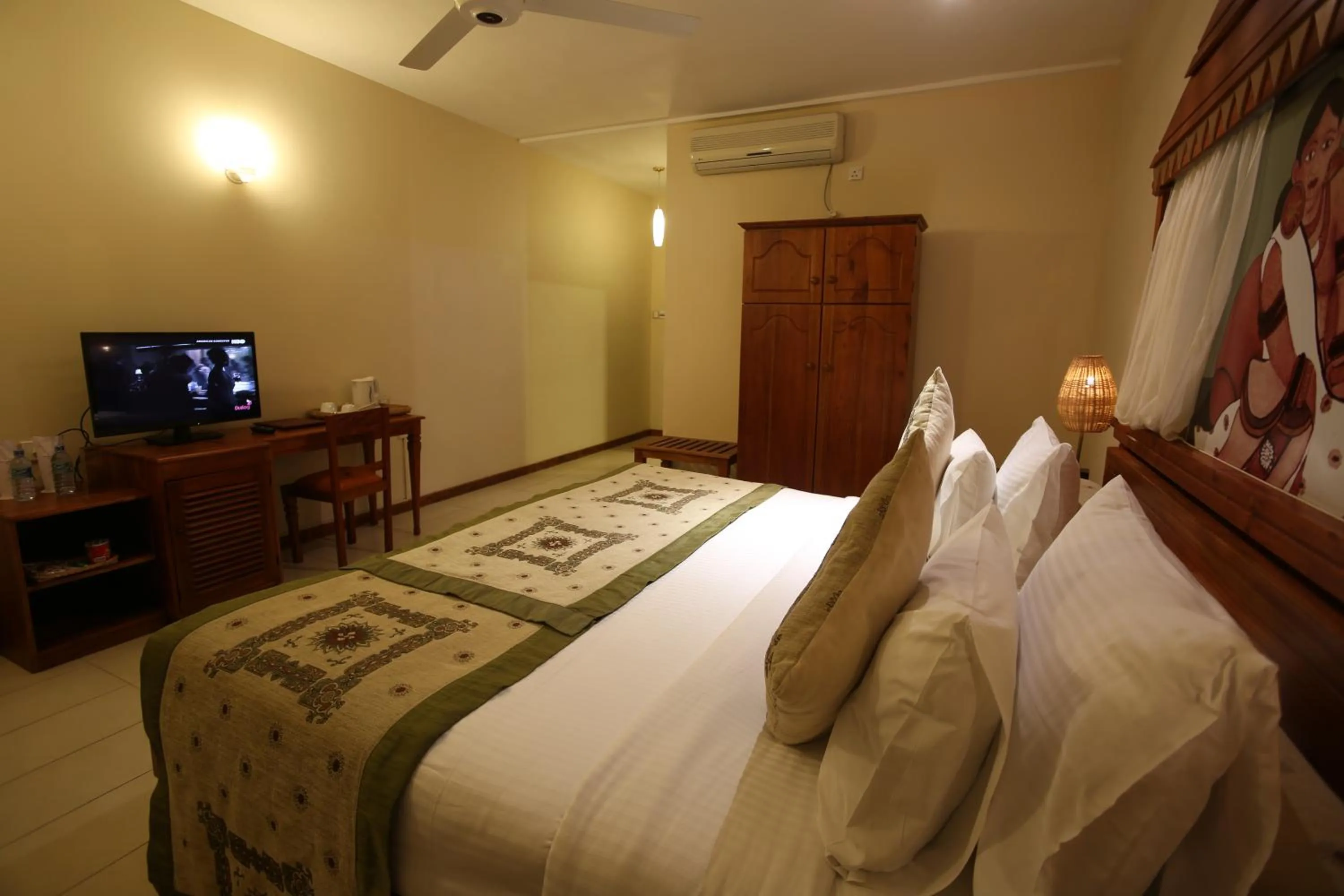 Bedroom in Randholee Resort & Spa