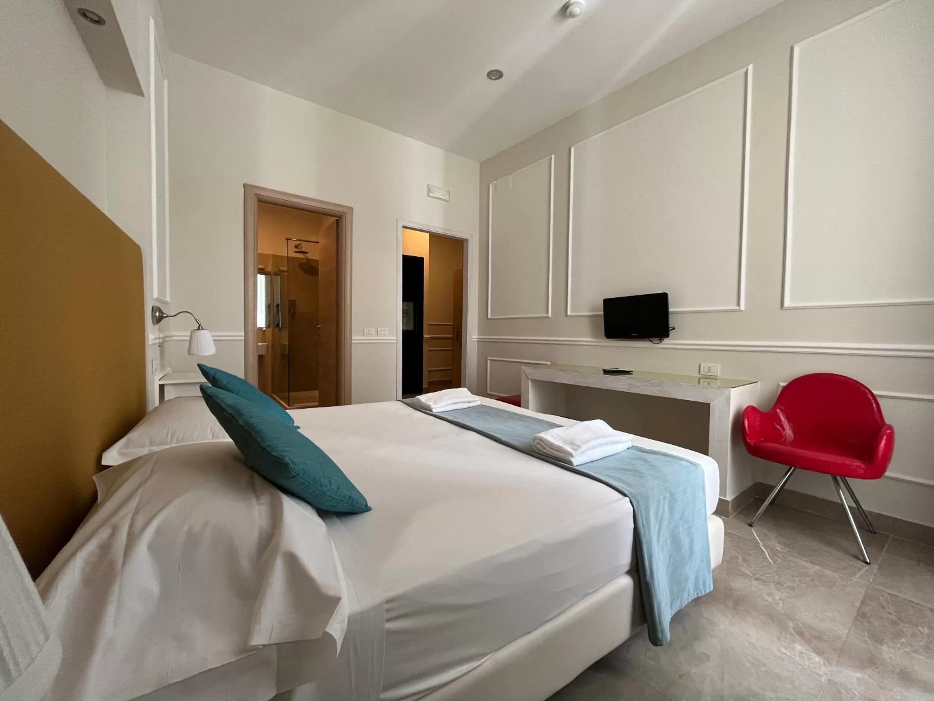 Bed in Napolit'amo Hotel Principe