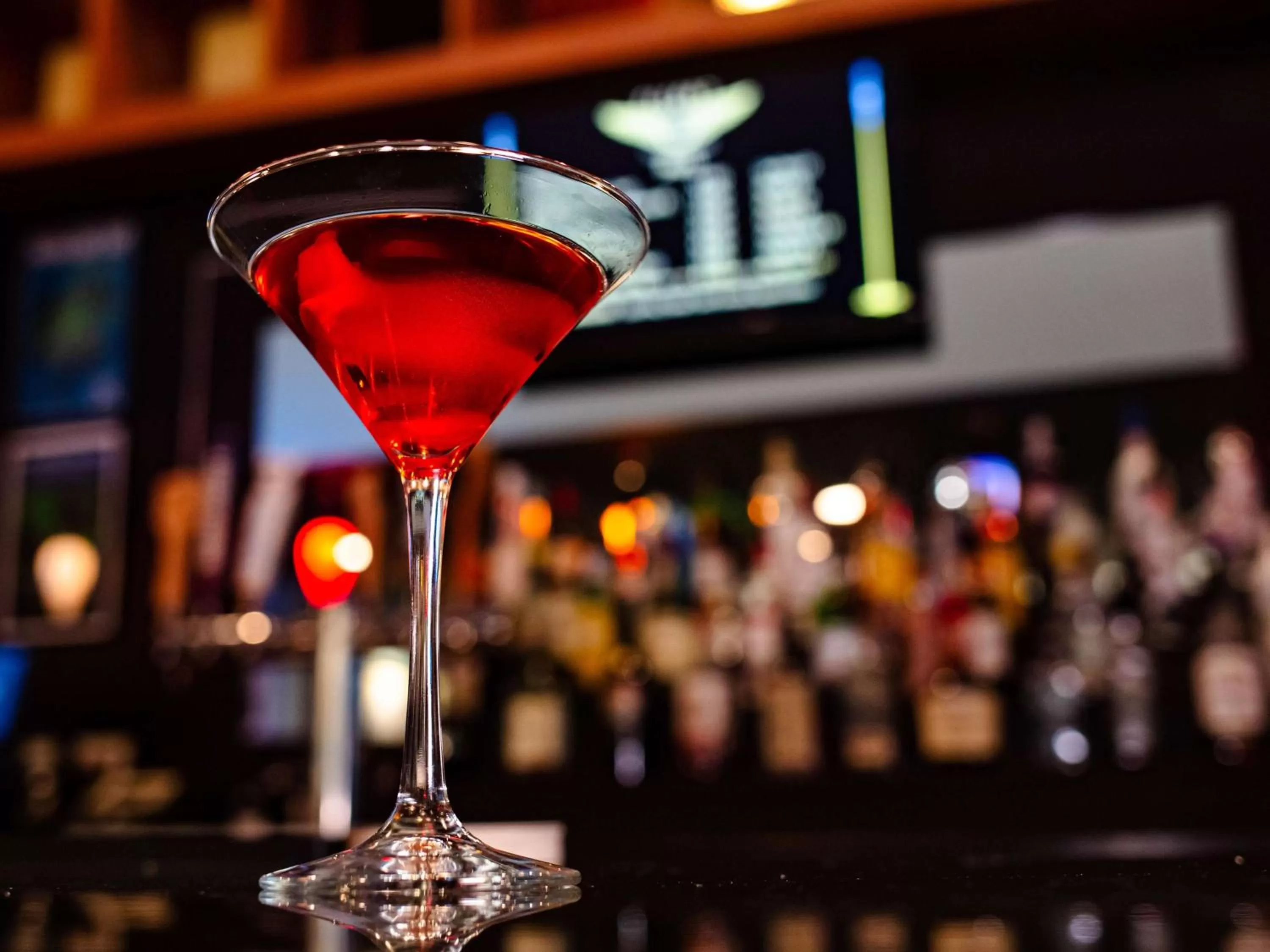 Restaurant/places to eat in DoubleTree by Hilton Norfolk Airport