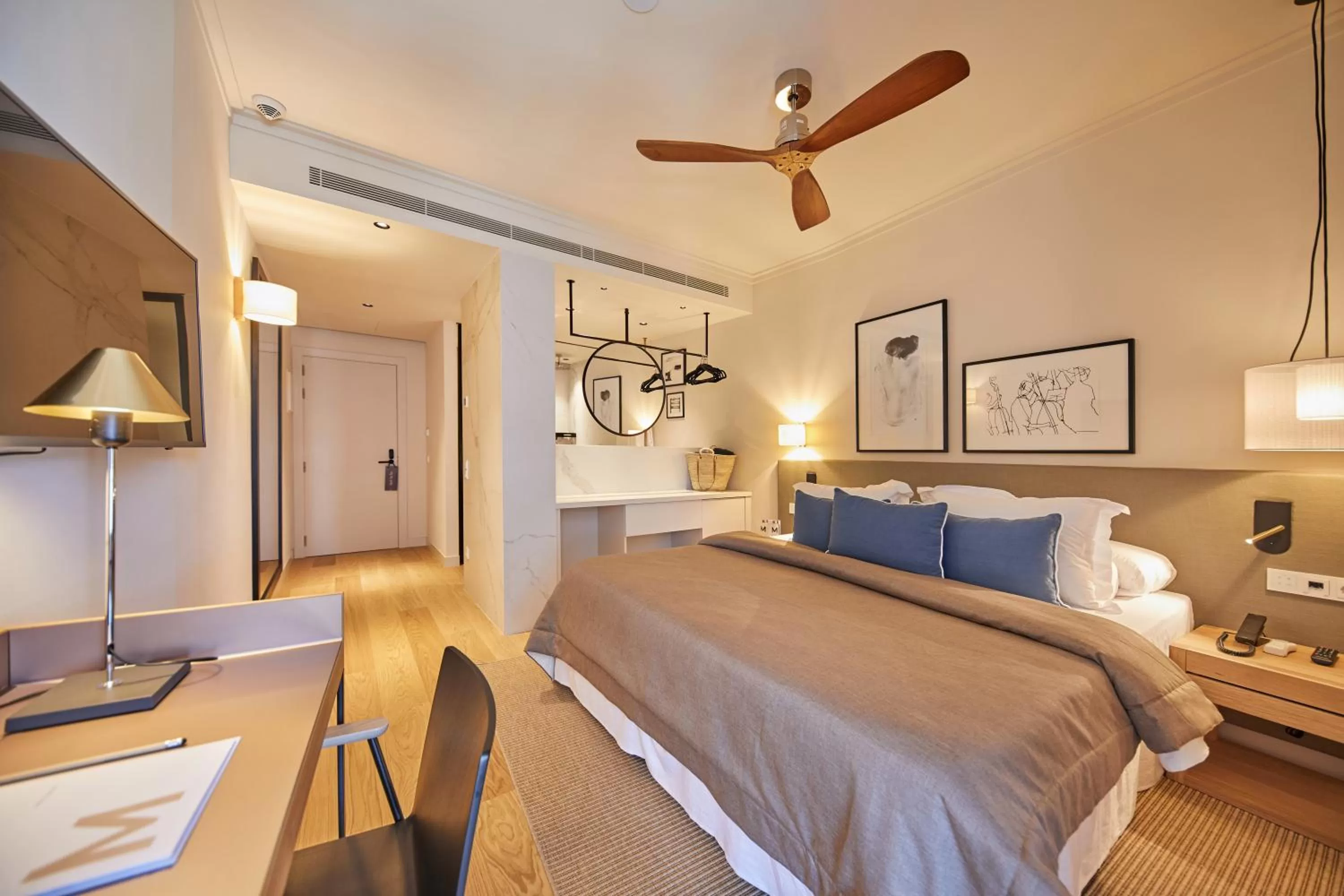 Decorative detail, Bed in Mon Boutique Hotel