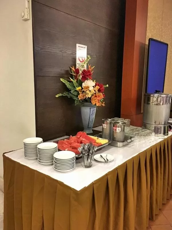 Restaurant/places to eat in Hatyai Golden Crown Hotel