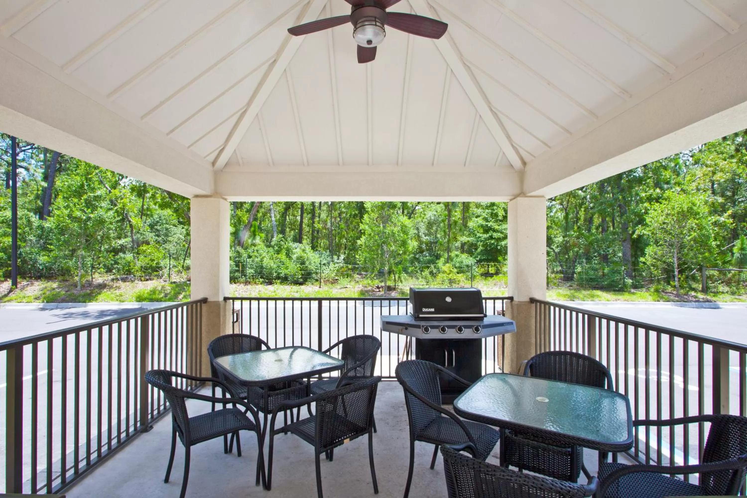 Property building in Candlewood Suites Jacksonville East Merril Road by IHG