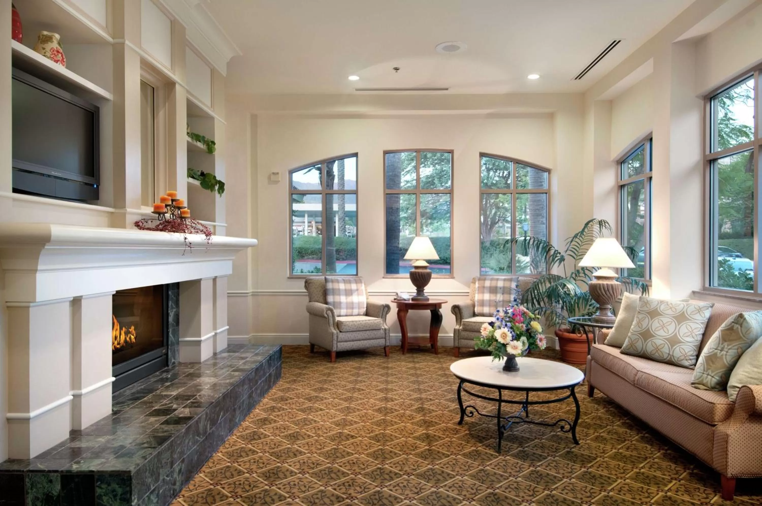 Lobby or reception in Hilton Garden Inn Palm Springs/Rancho Mirage