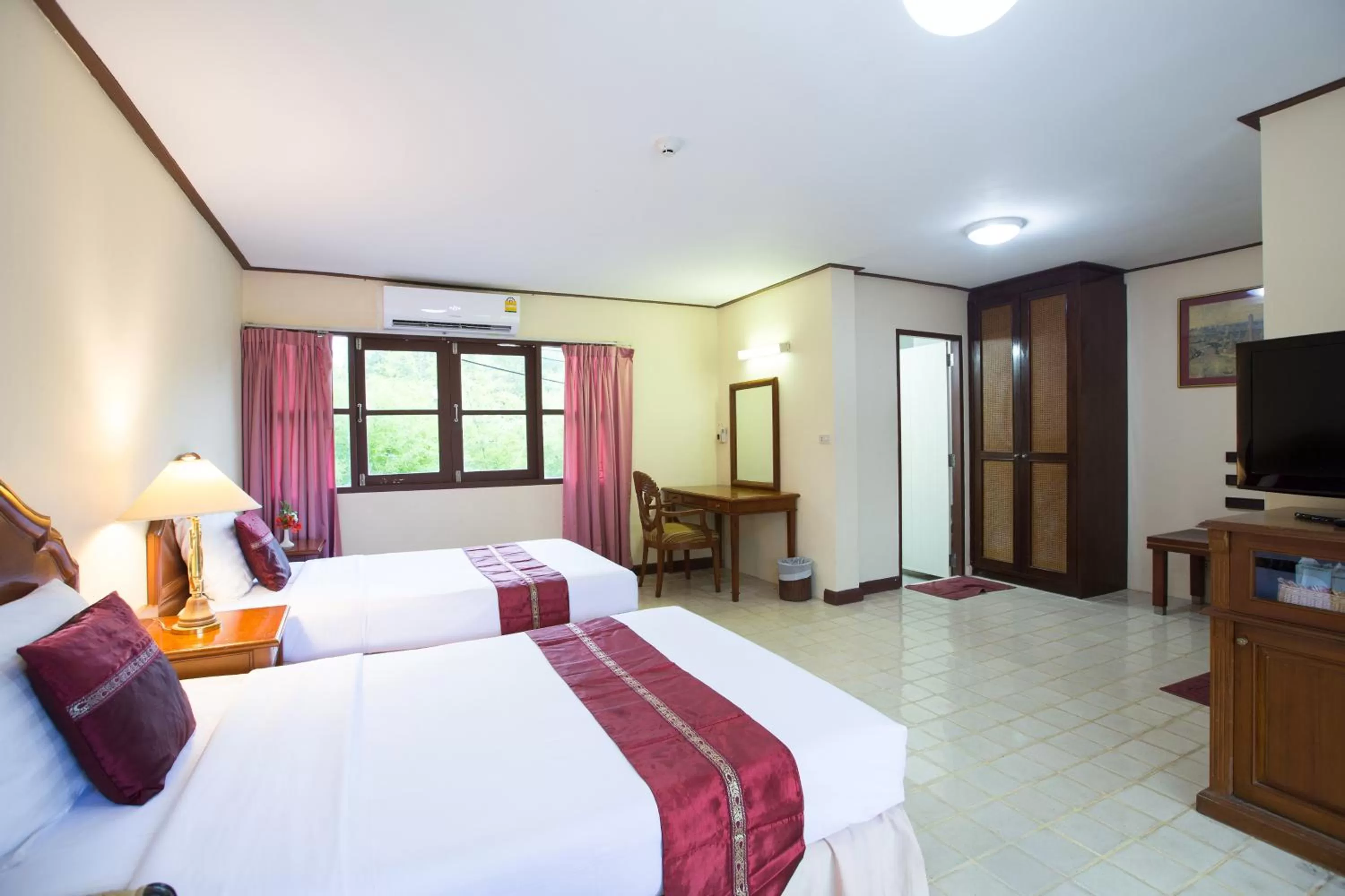 Bedroom in Eurasia Cha-Am Lagoon