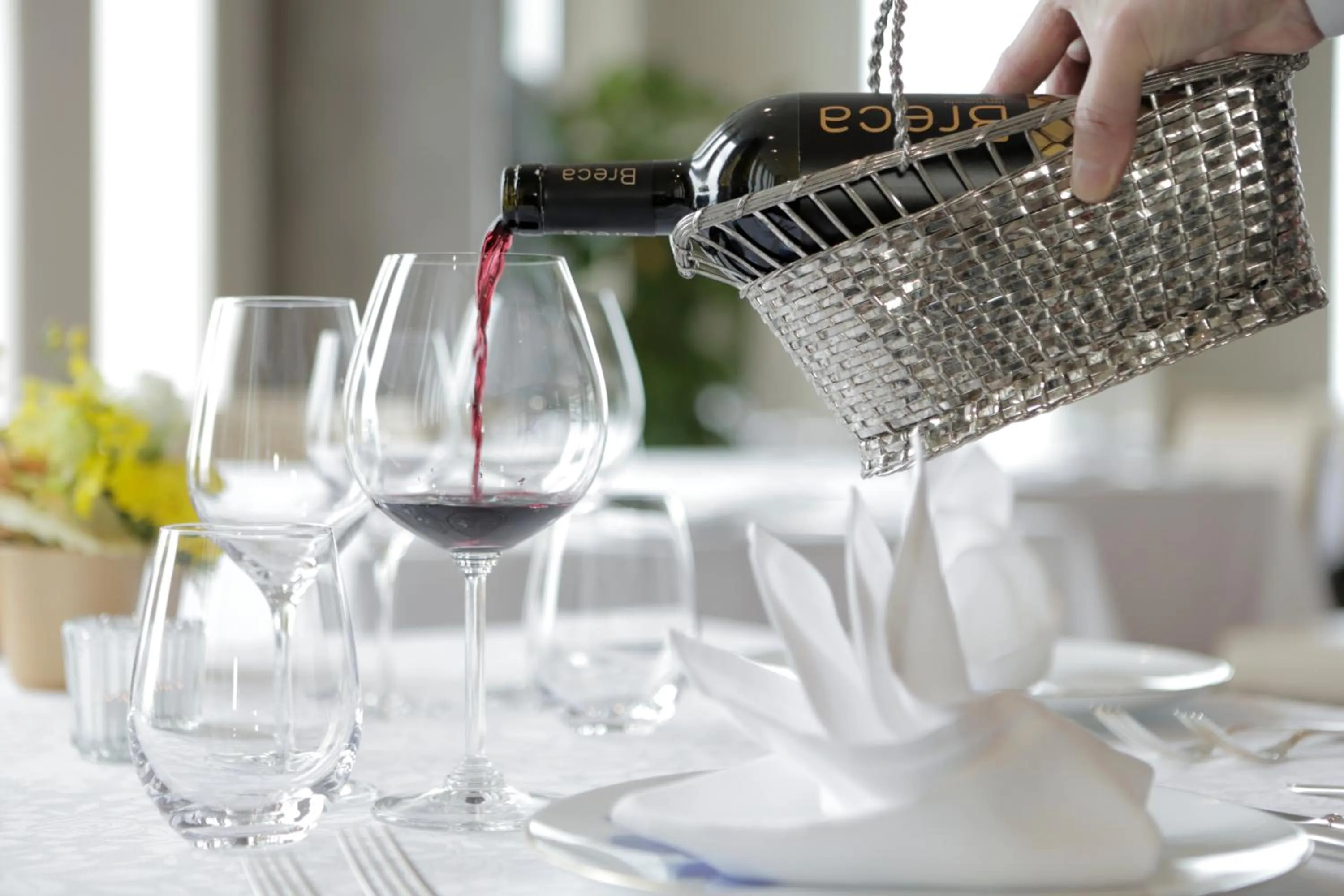 Restaurant/places to eat in Mercure Yokosuka