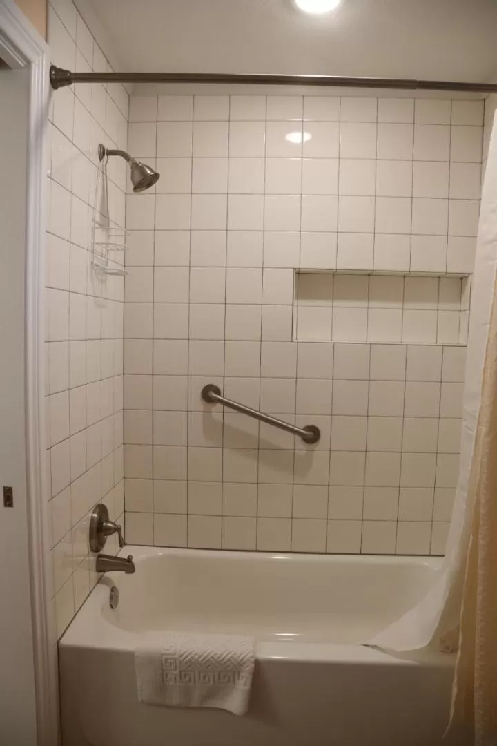 Executive Keys Condominiums on the Beach