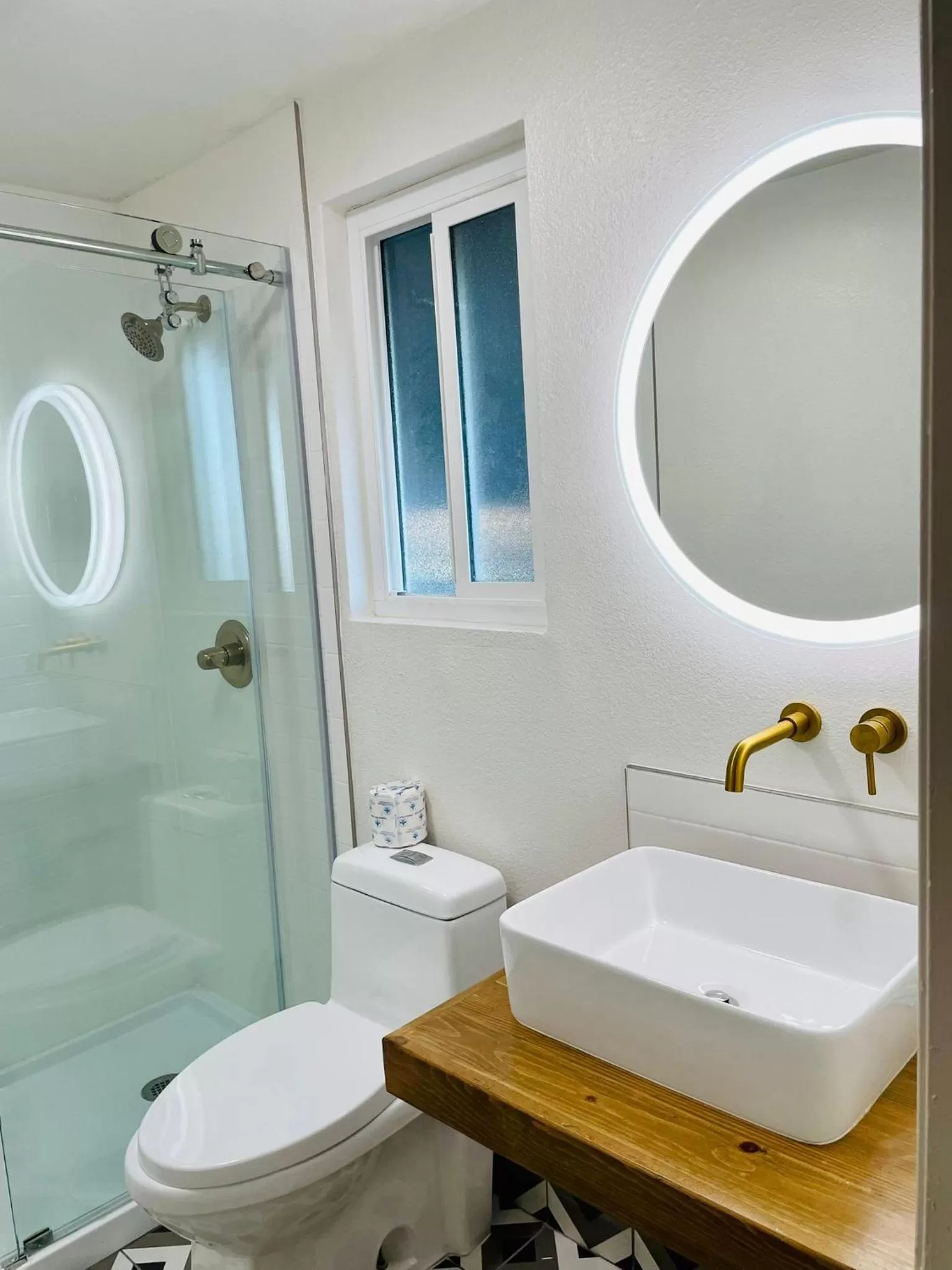 Bathroom in Ramona Valley Inn