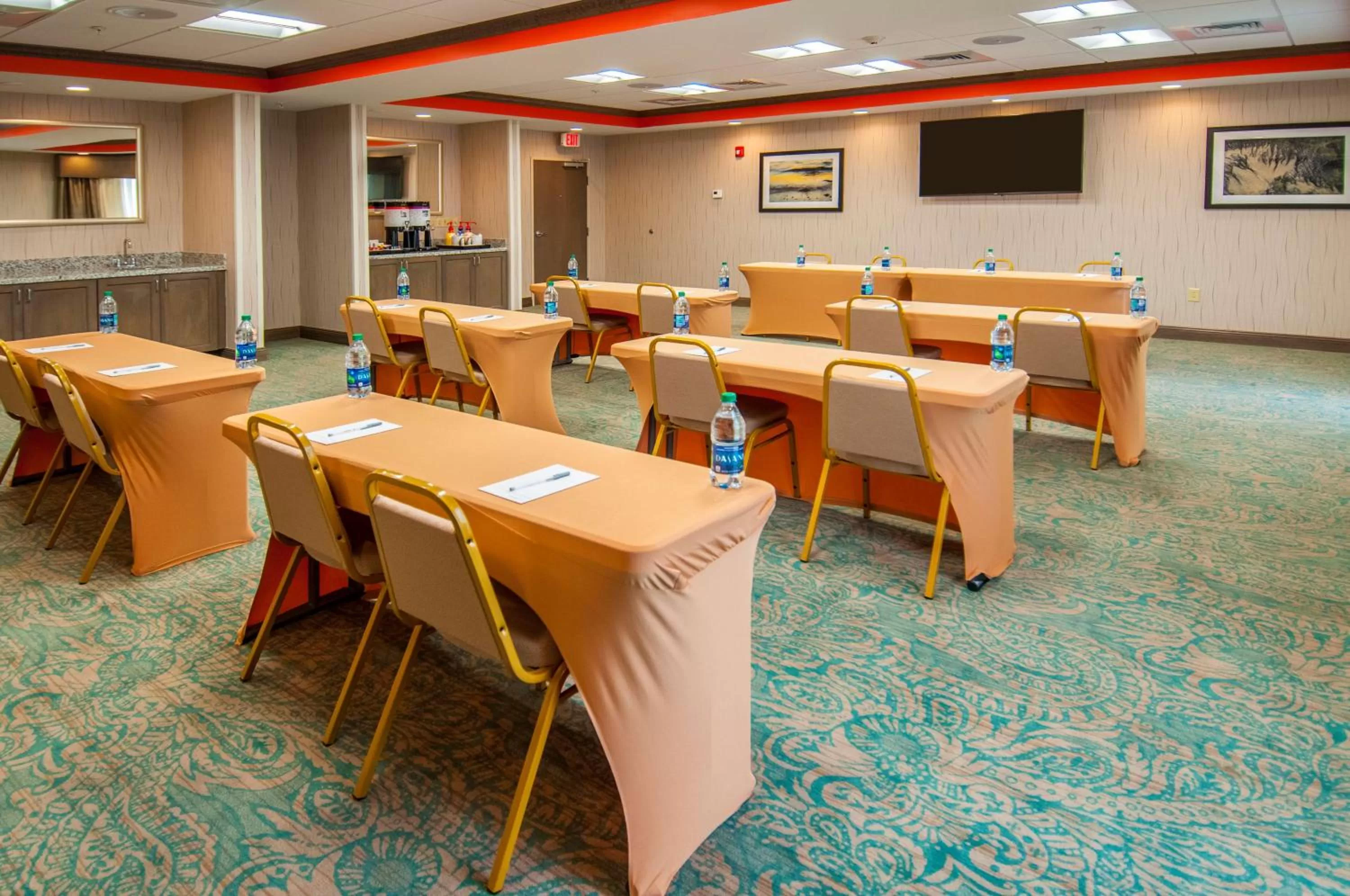 Meeting/conference room in Hampton Inn & Suites Pensacola/I-10 Pine Forest Road