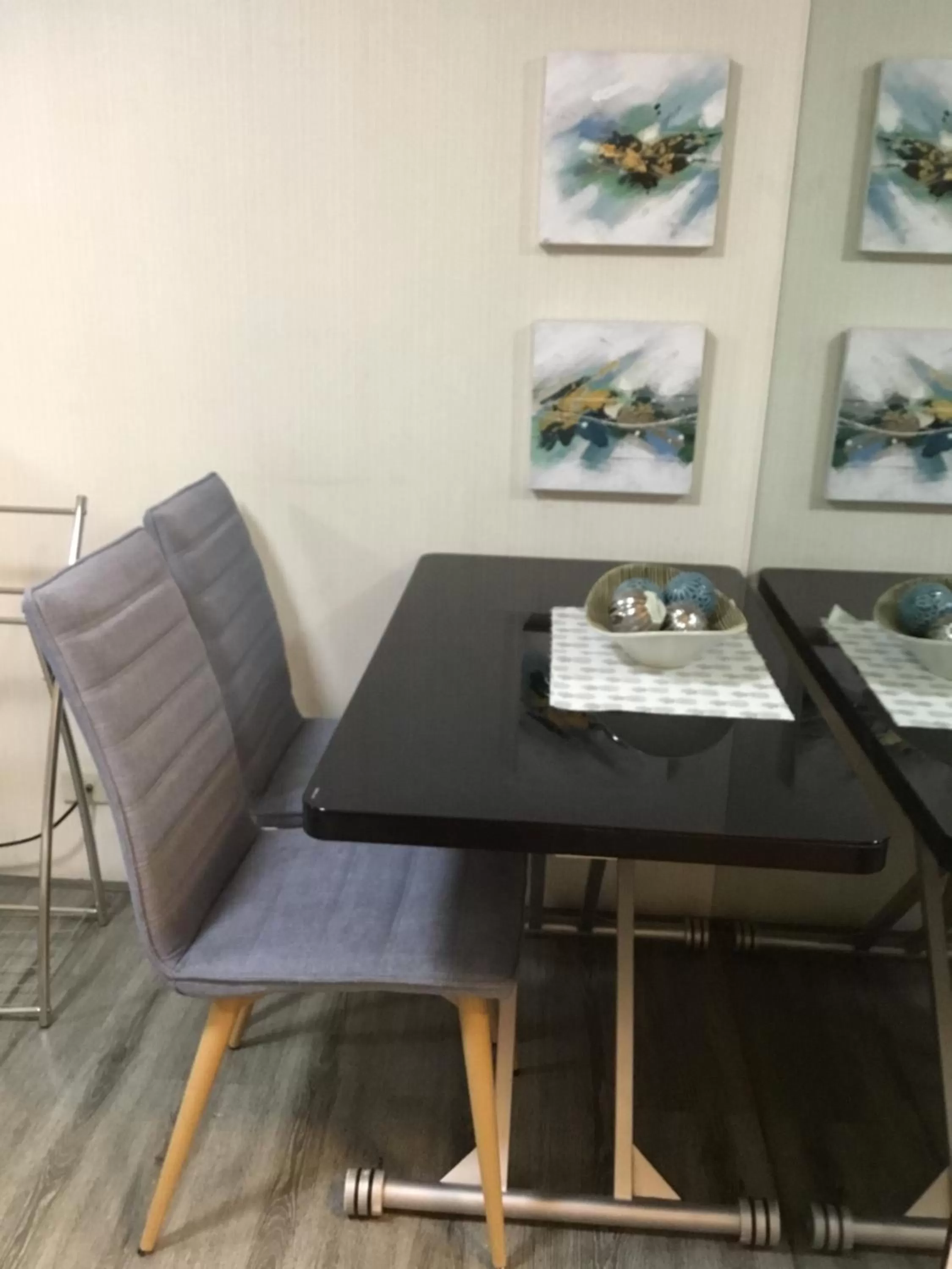 Condo with Free Swimming Pool & Viewing Deck