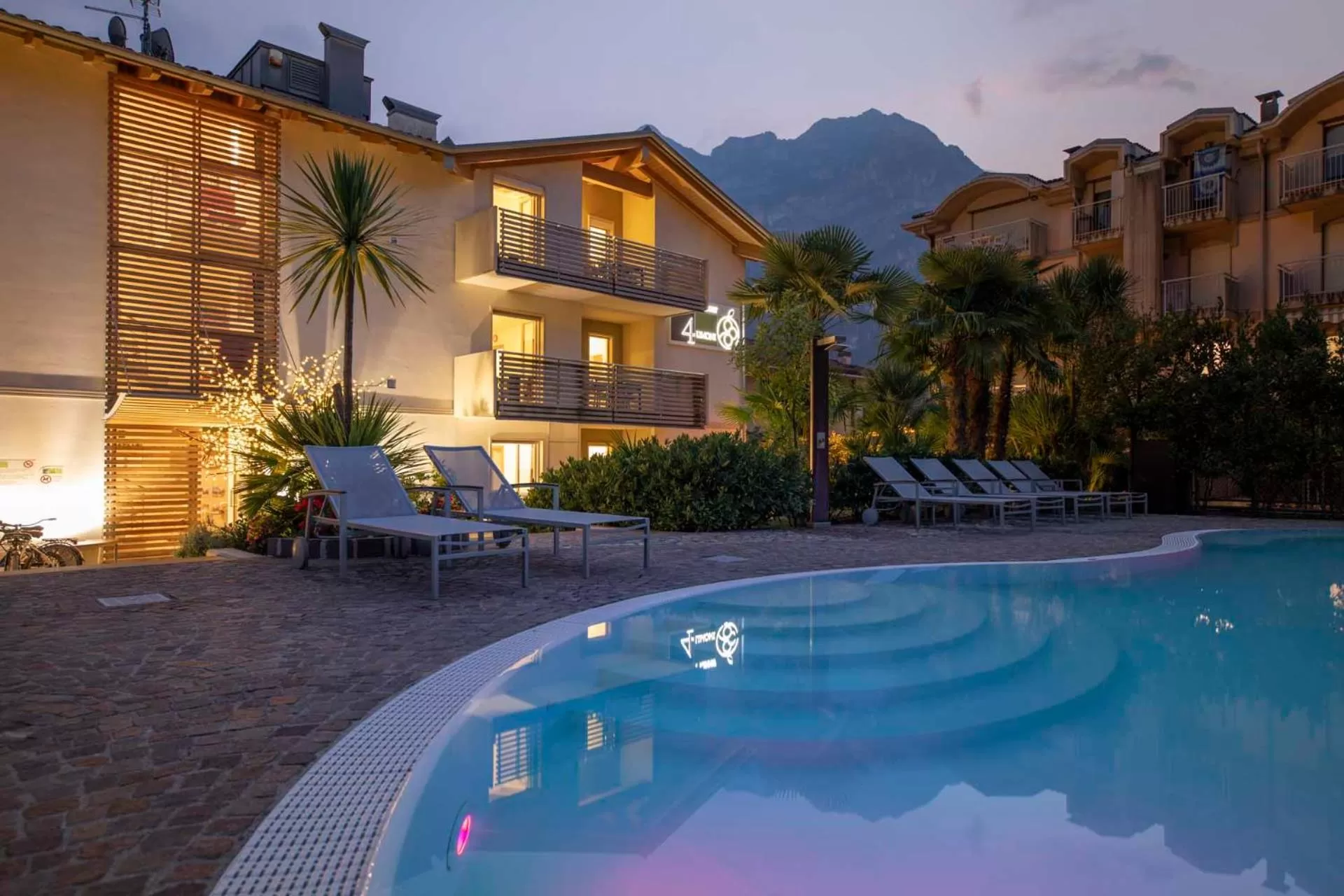 Property building in 4 Limoni Apartment Resort