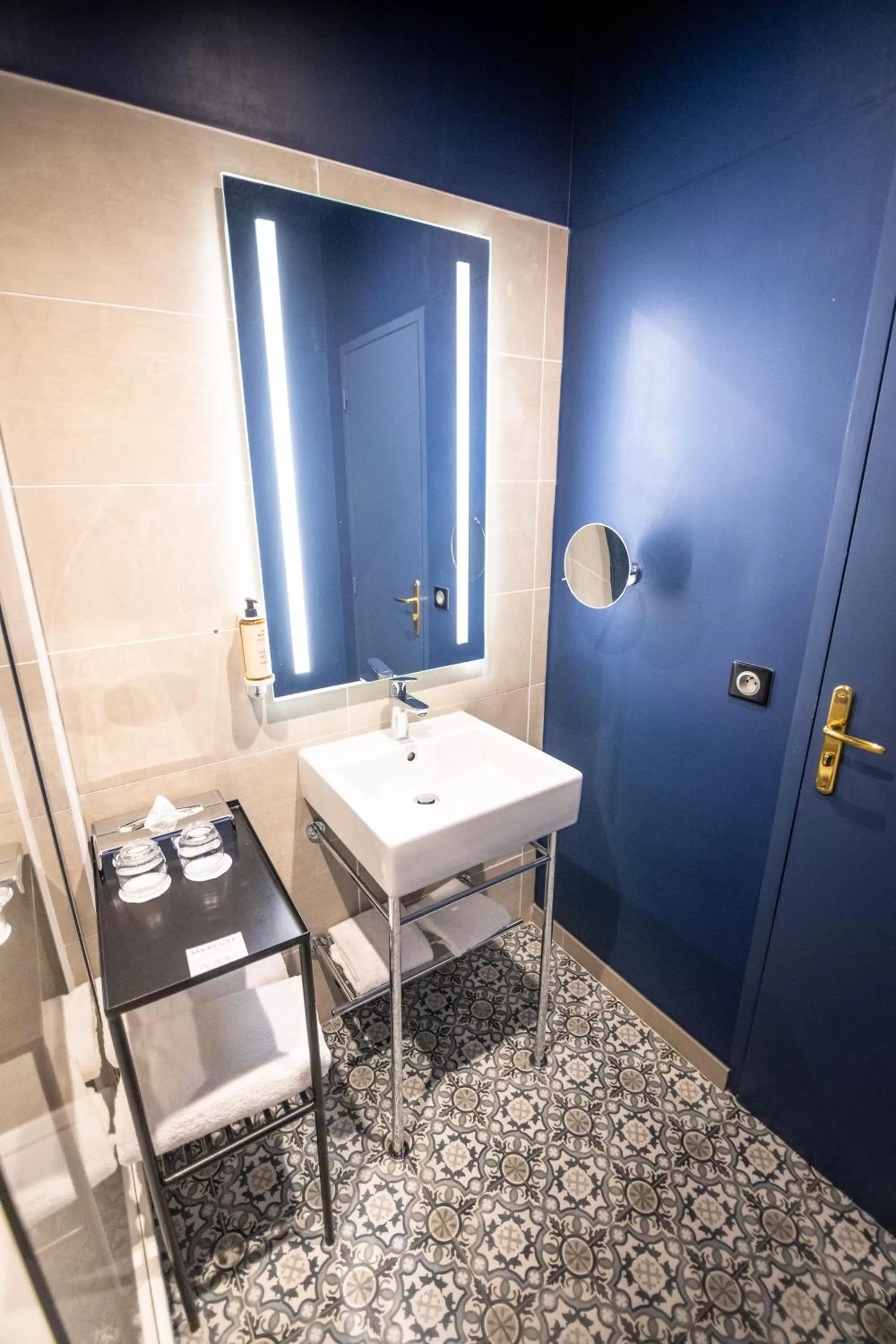 Bathroom in Hôtel Mercure Rochefort La Corderie Royale