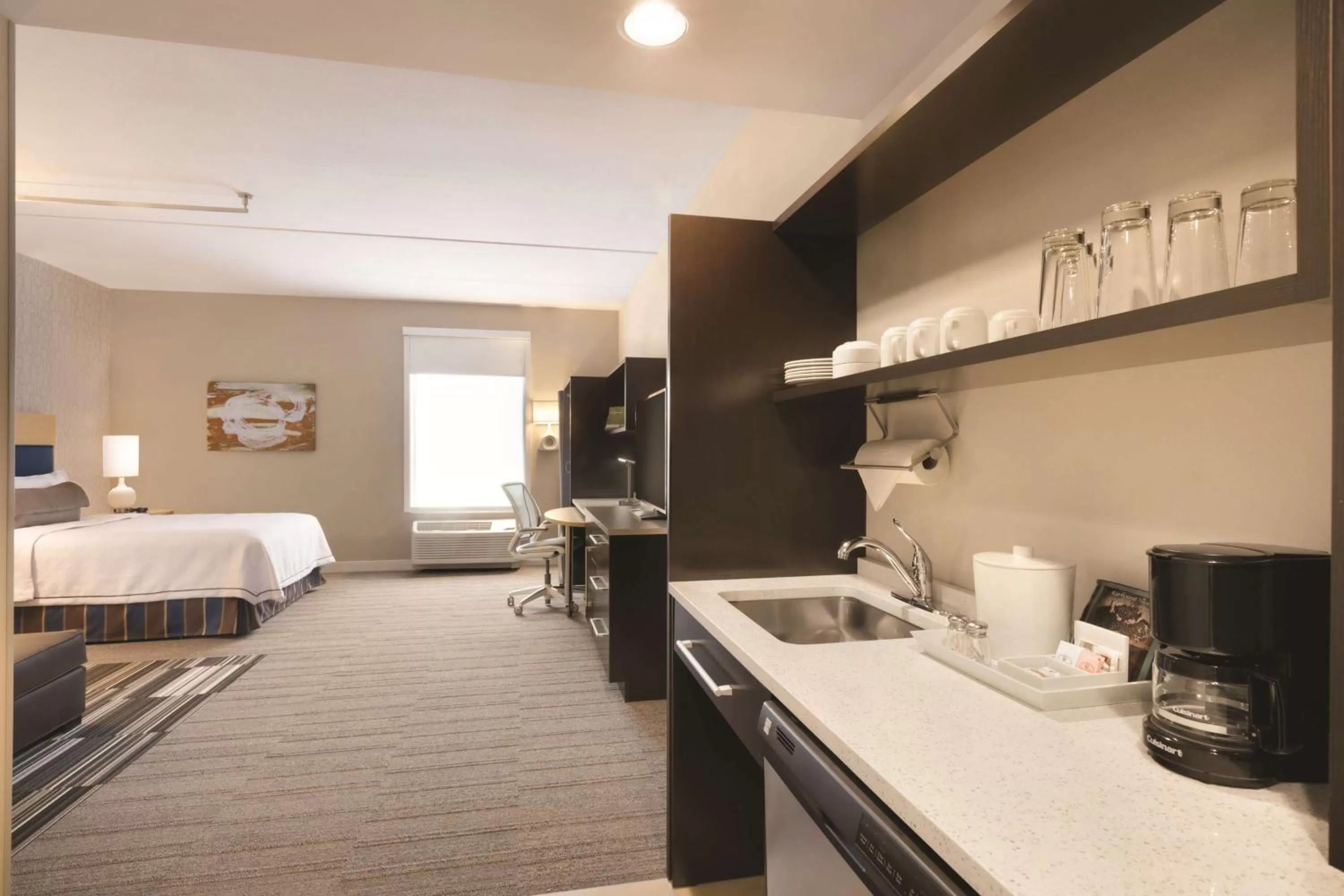 Queen Studio Suite with Roll In Shower - Disability Access/Non-Smoking in Home2 Suites by Hilton Nashville Franklin Cool Springs