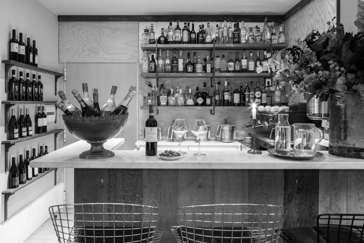 Lounge or bar in Hotel Blu di Te