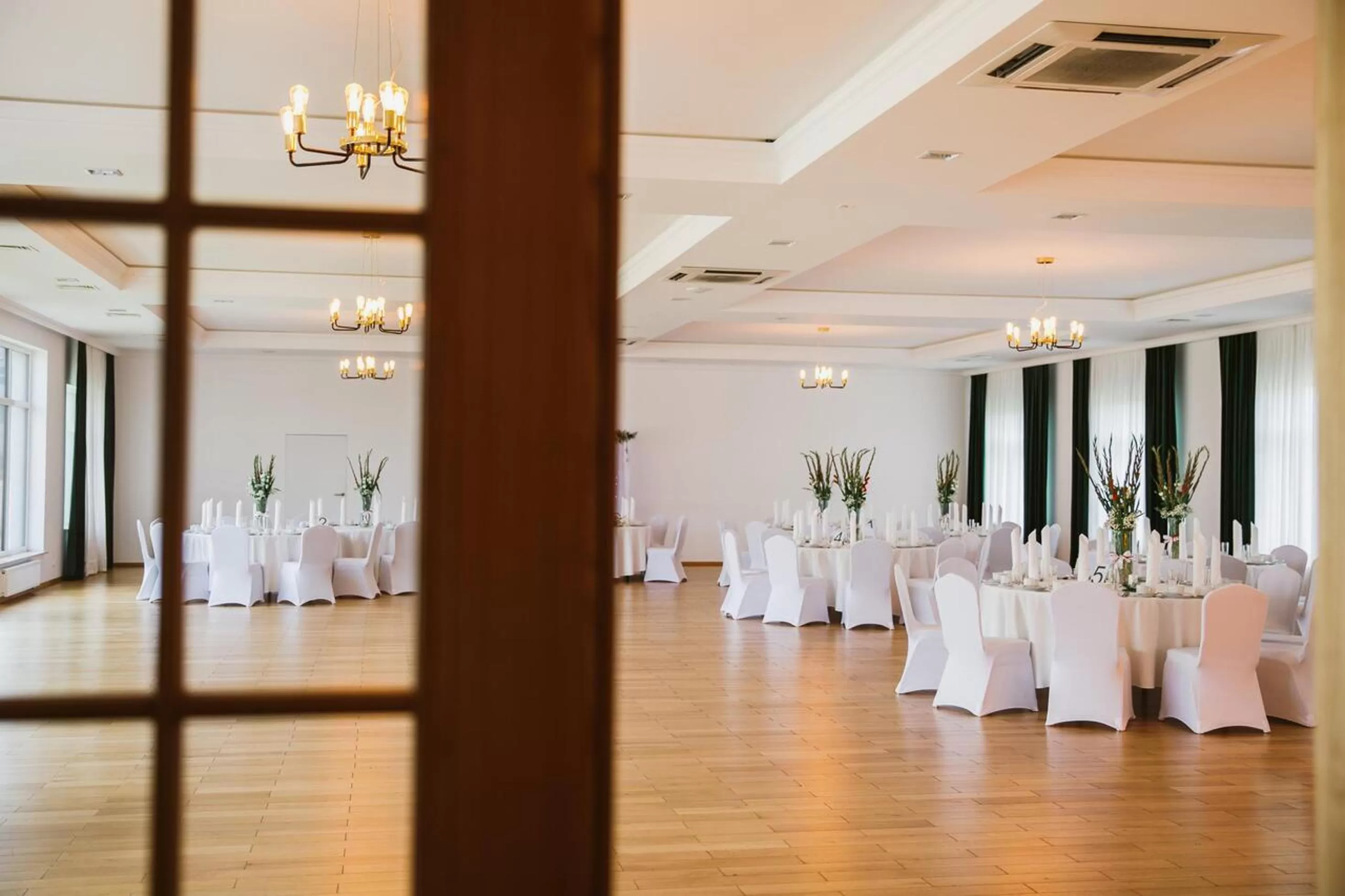 wedding in HOTEL Art Cafe