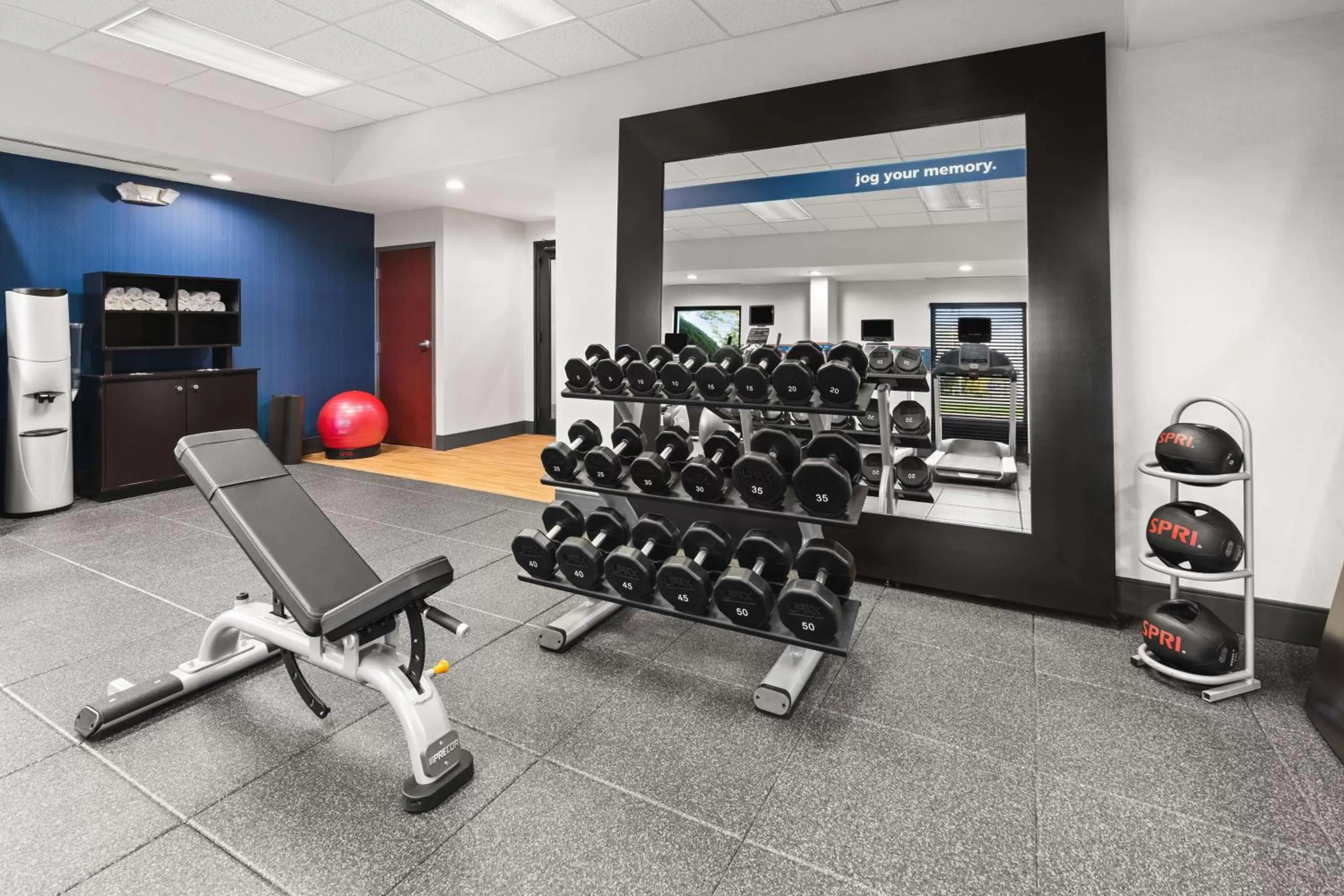 Fitness centre/facilities in Hampton Inn Seekonk