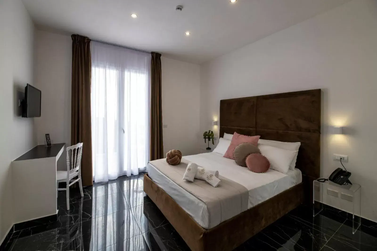 Double or Twin Room with Balcony in GRAND HOTEL SERAPIDE Double or Twin Room with Balcony in GRAND HOTEL SERAPIDE