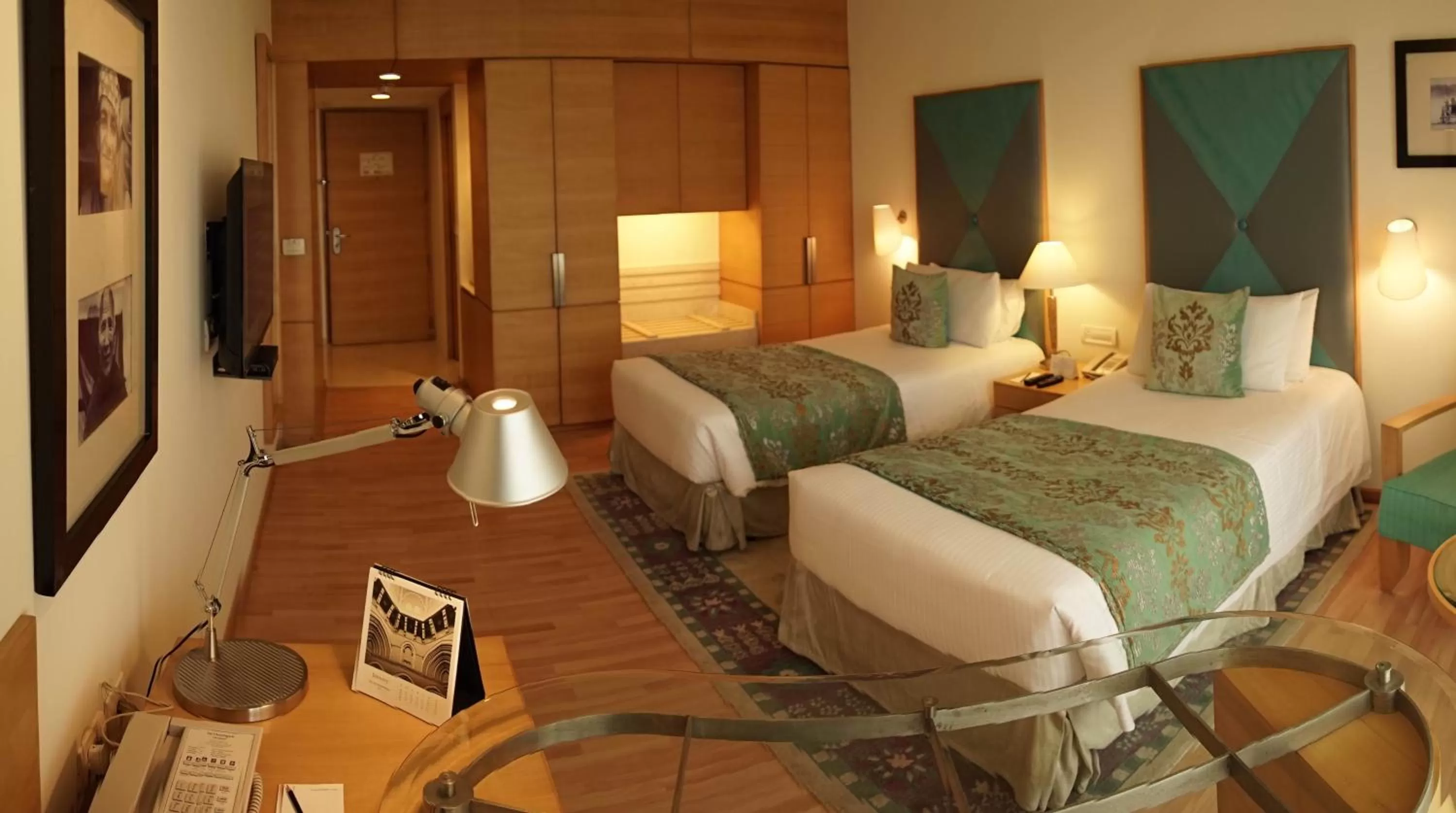 Deluxe Room Garden View Twin Bed - single occupancy in Taj Chandigarh