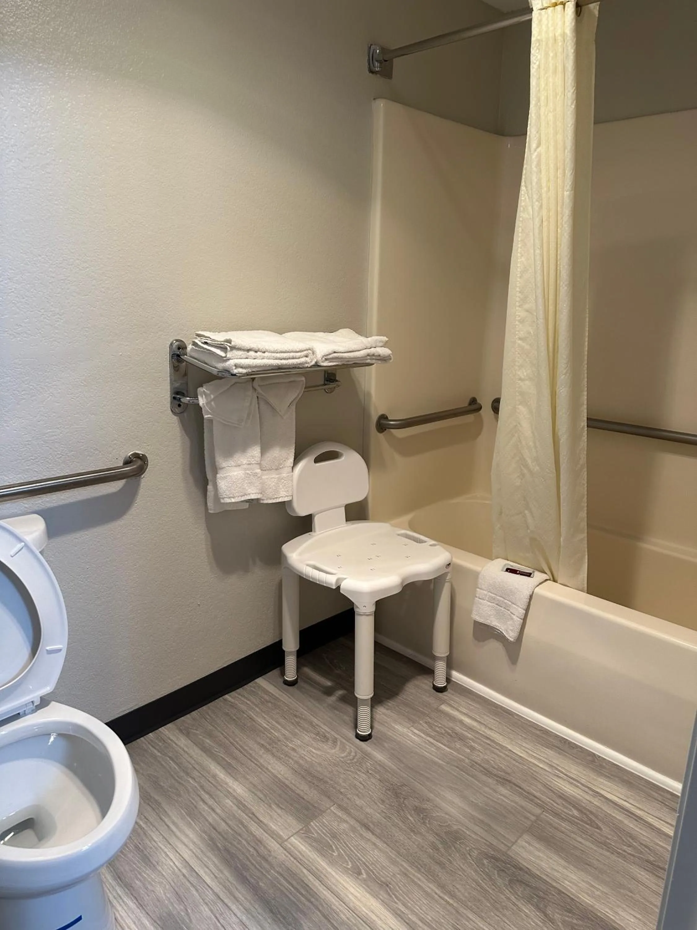 Toilet, Bathroom in Baymont by Wyndham Omaha SW