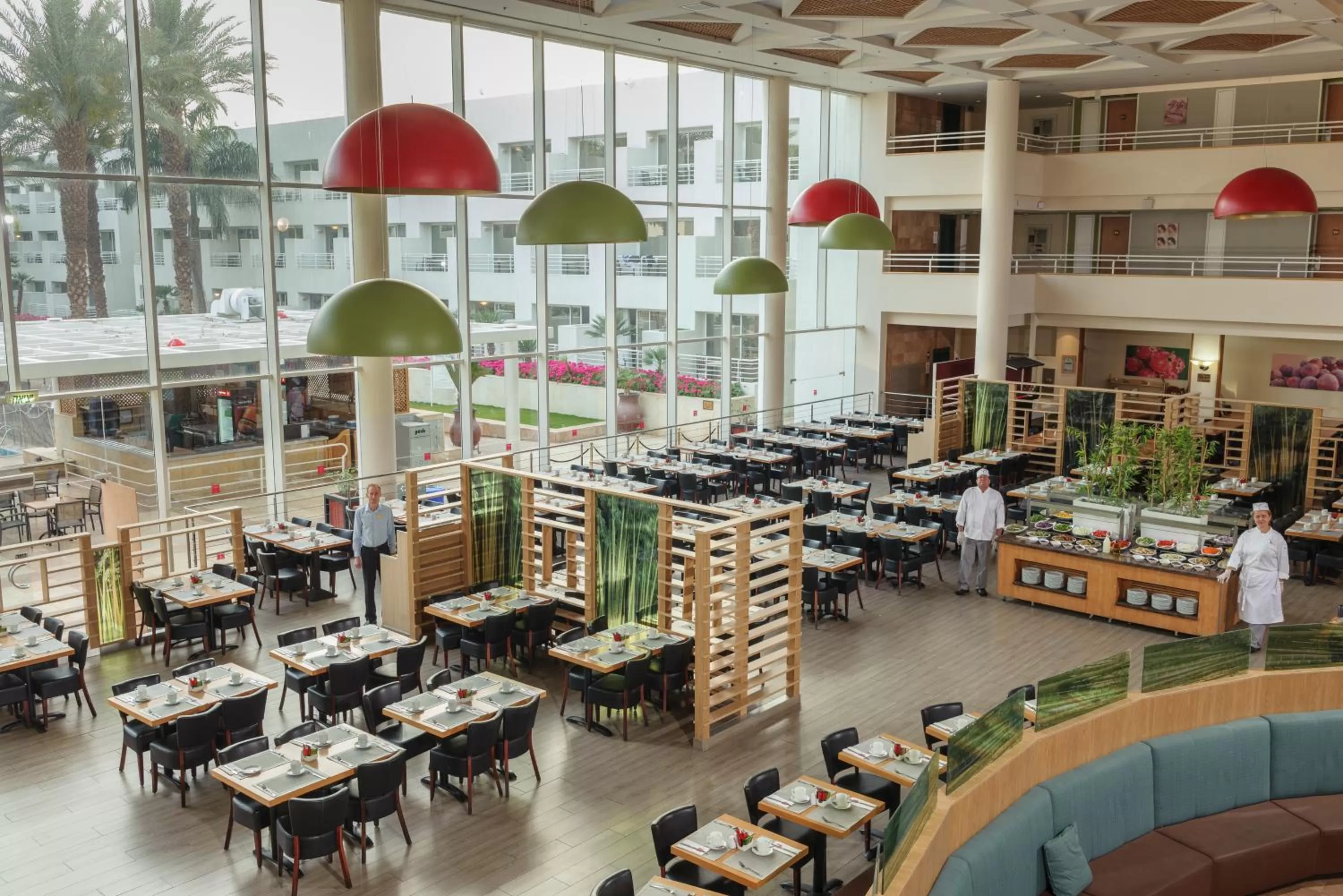 Restaurant/places to eat in Leonardo Royal Resort Eilat