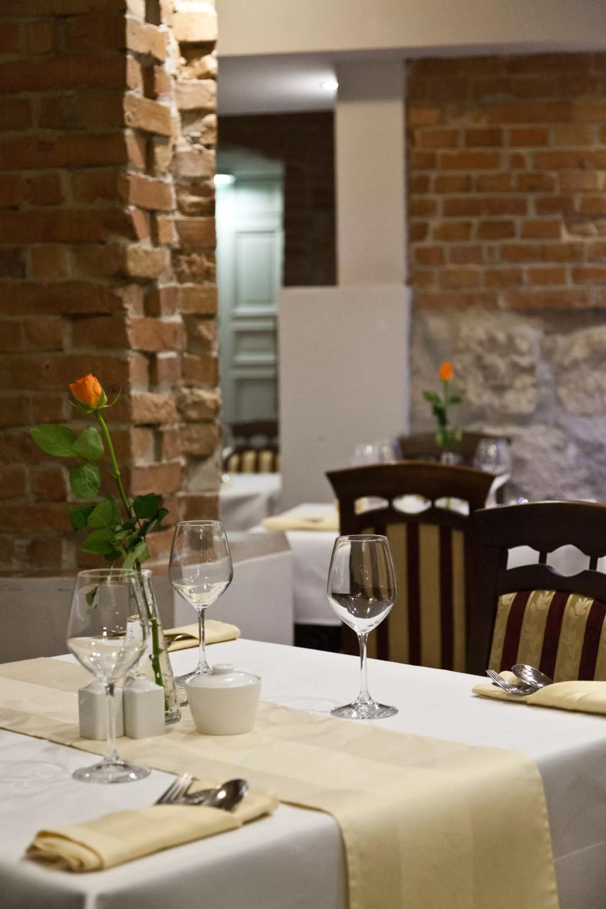 Restaurant/places to eat in Hotel Maksymilian