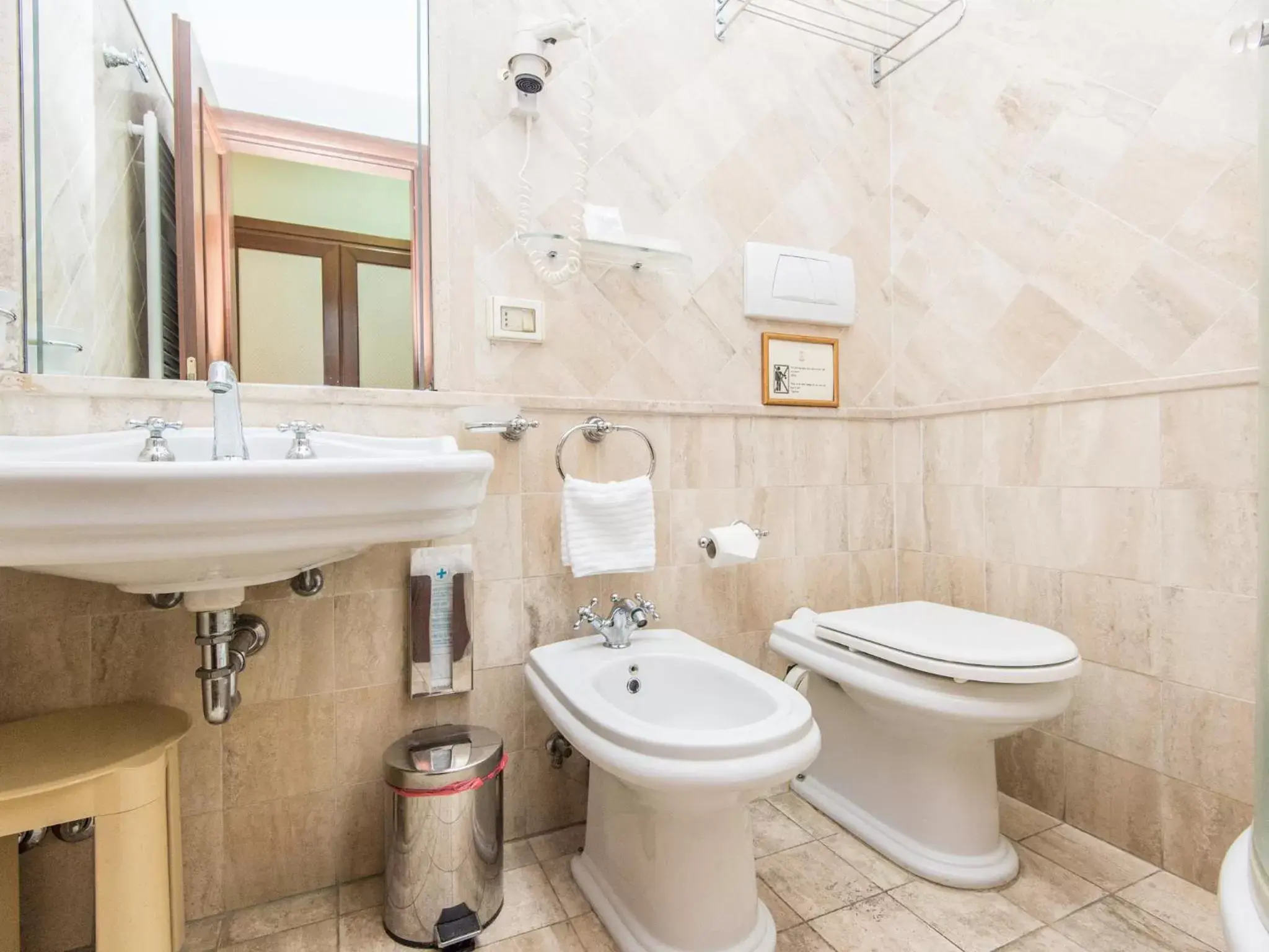 Standard Twin Room in Il Gattopardo Relais Standard Twin Room in Il Gattopardo Relais