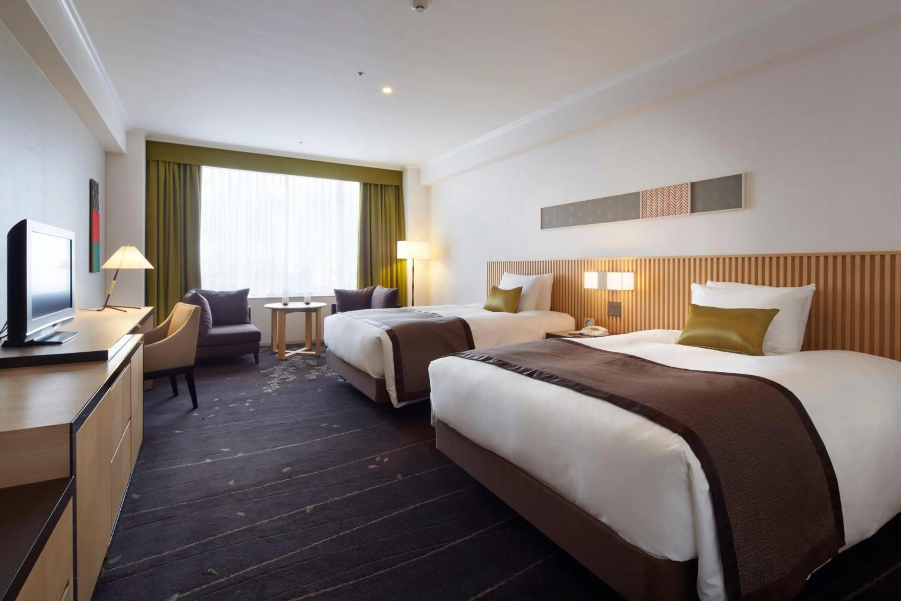 Photo of the whole room, Bed in The Prince Sakura Tower Tokyo, Autograph Collection