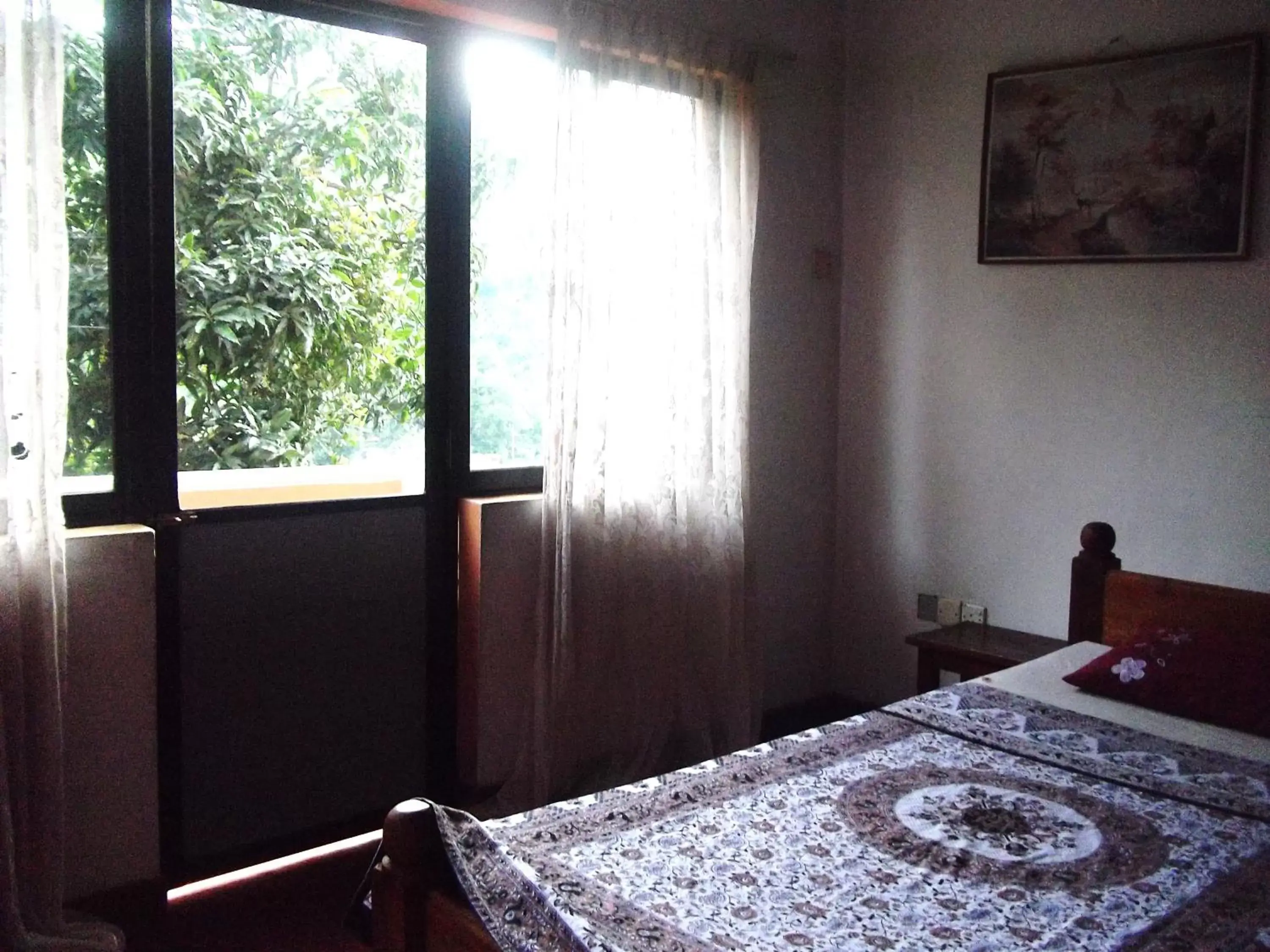 Standard Double Room - single occupancy in Majestic Tourist Hotel Standard Double Room - single occupancy in Majestic Tourist Hotel