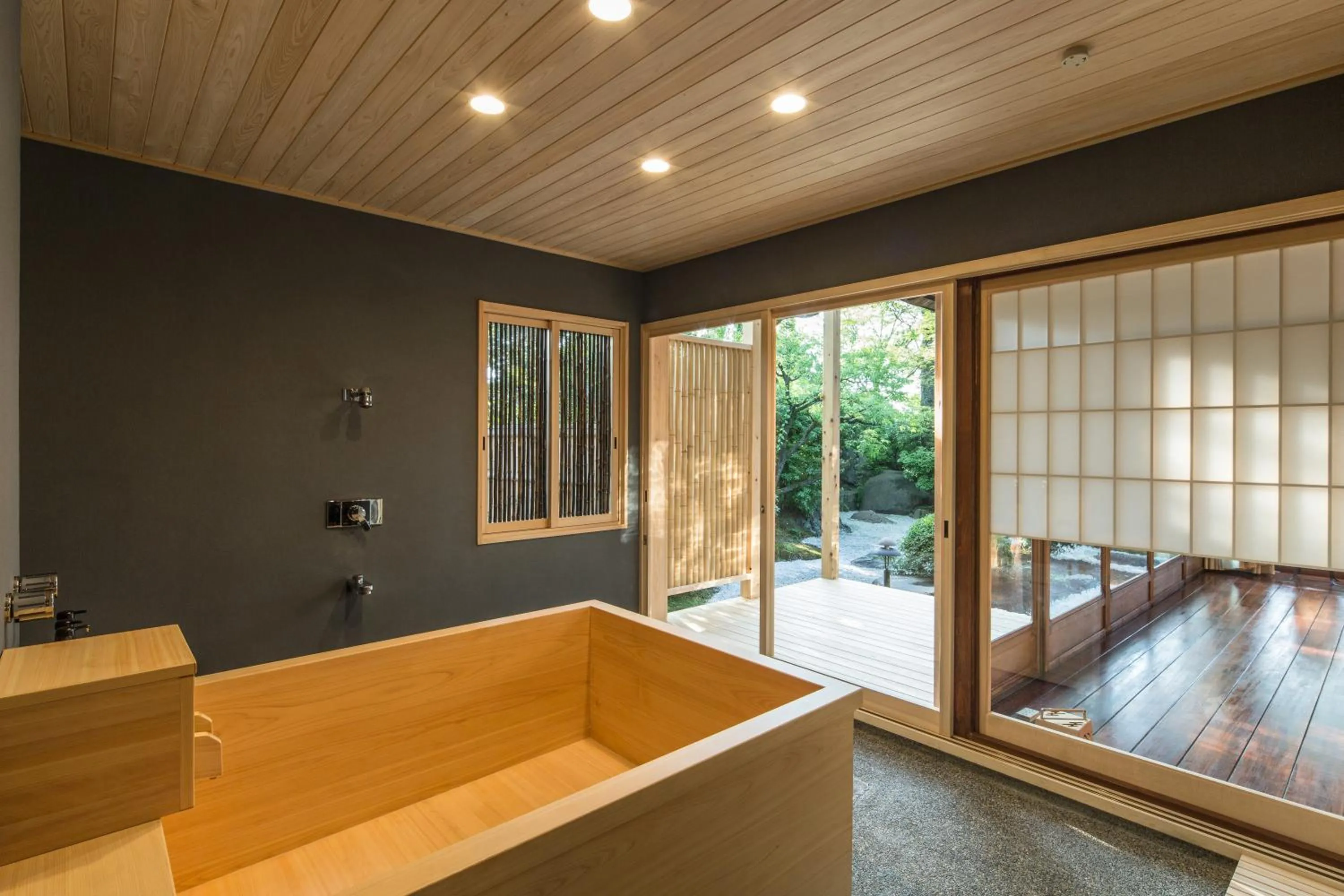 Spa and wellness centre/facilities in Kyoto Nanzenji Ryokan Yachiyo Established in 1915