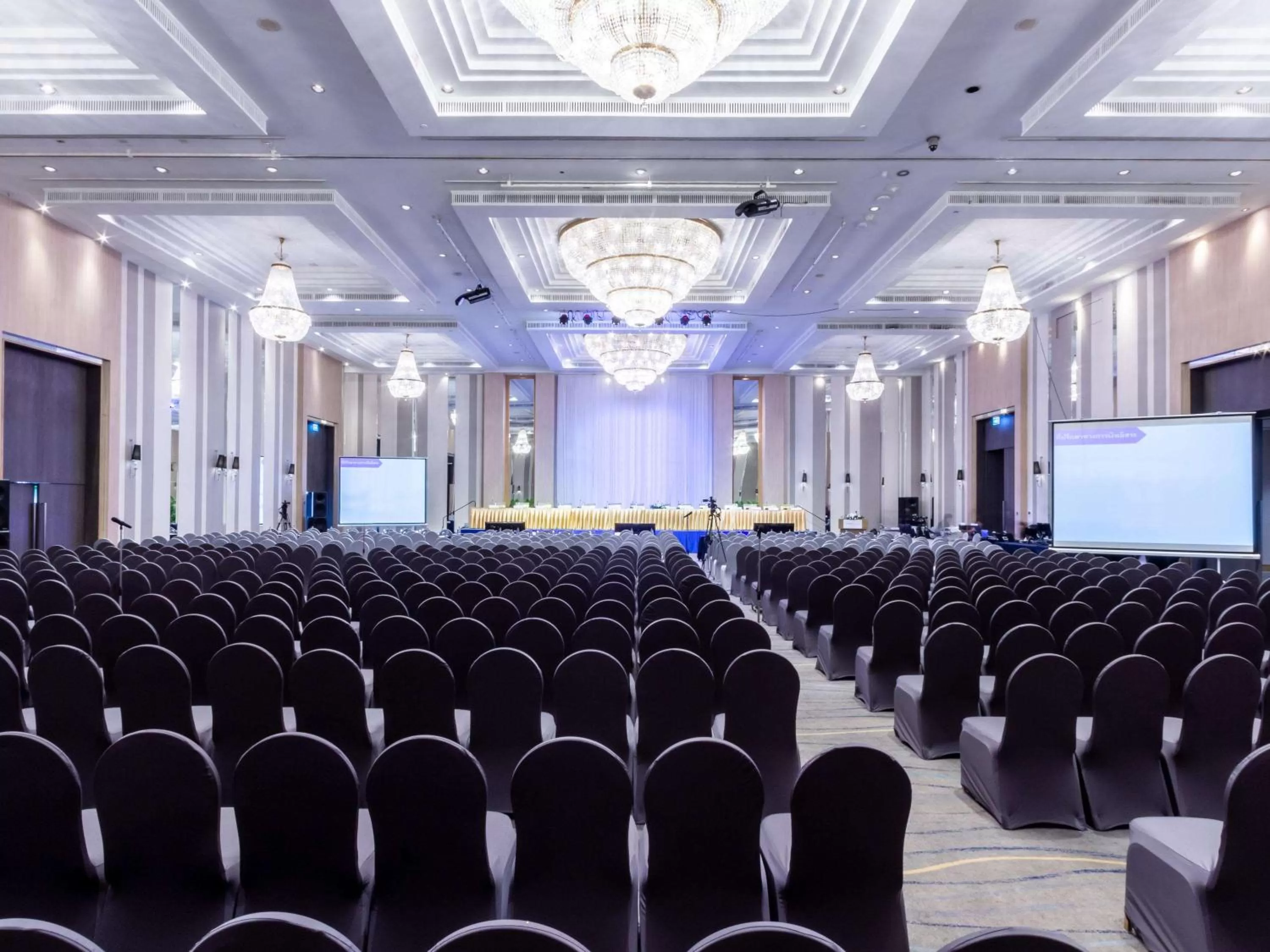 On site in Swissotel Bangkok Ratchada