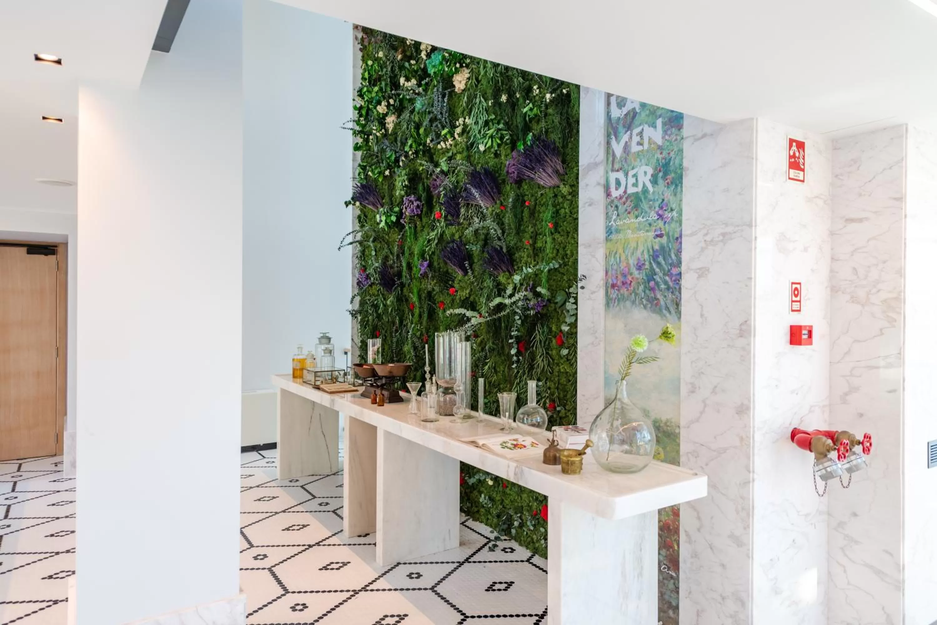 Lobby or reception in Pestana Douro Riverside - Preferred Hotels & Resorts, Lifestyle