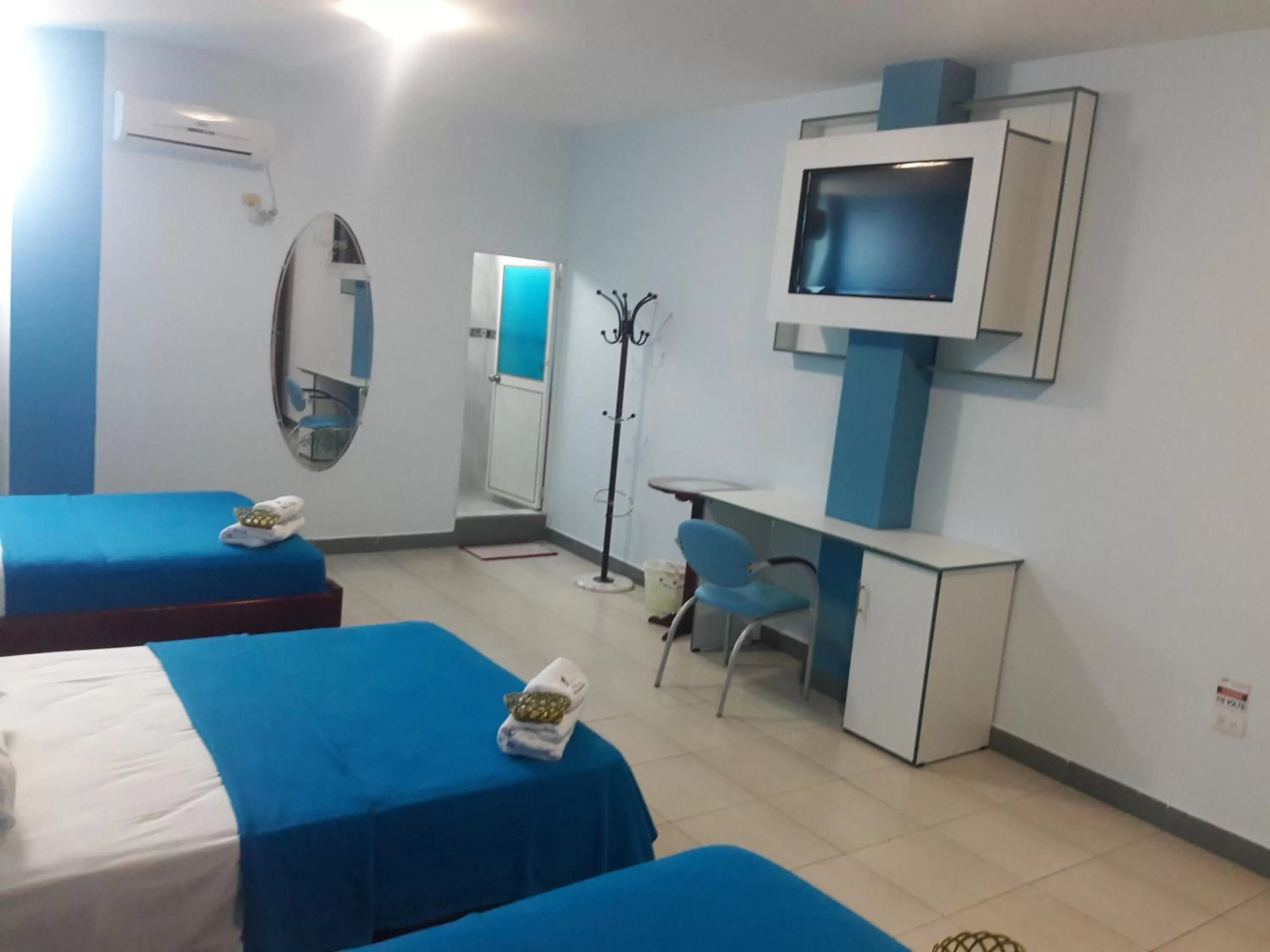 Photo of the whole room, TV/Entertainment Center in Hotel Marques Amazonico