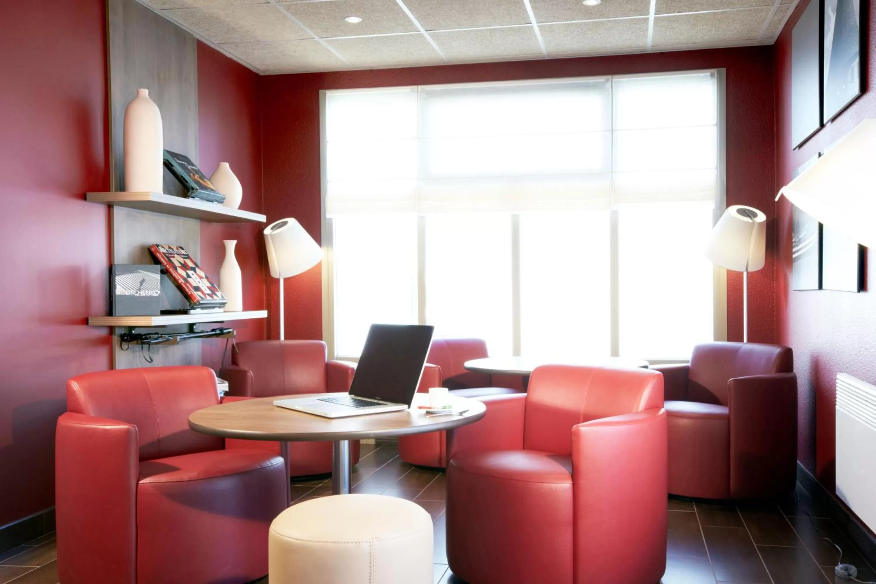 Living room in Campanile Paris Ouest - Gennevilliers Barbanniers