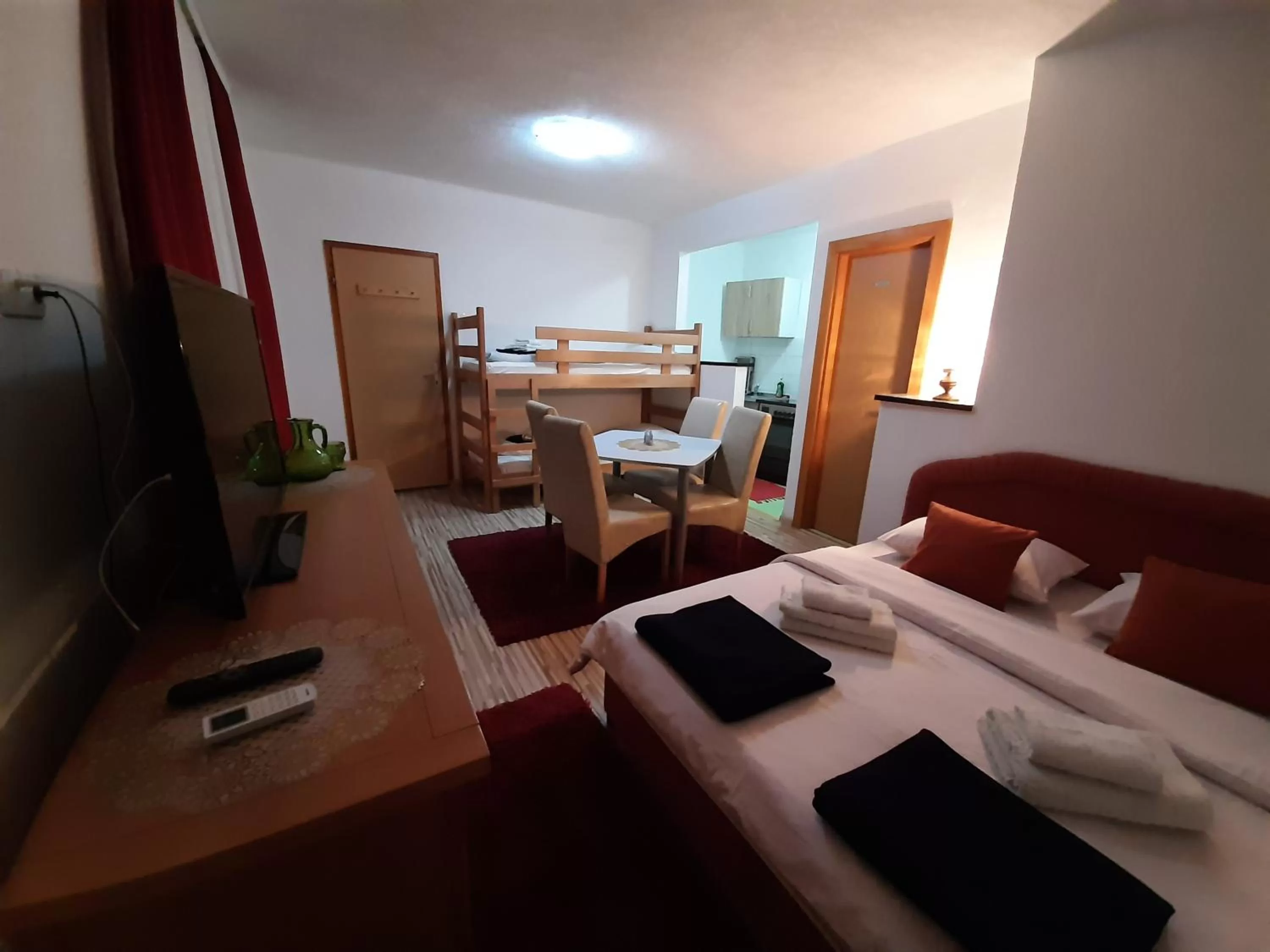 Photo of the whole room in Guest House Nana