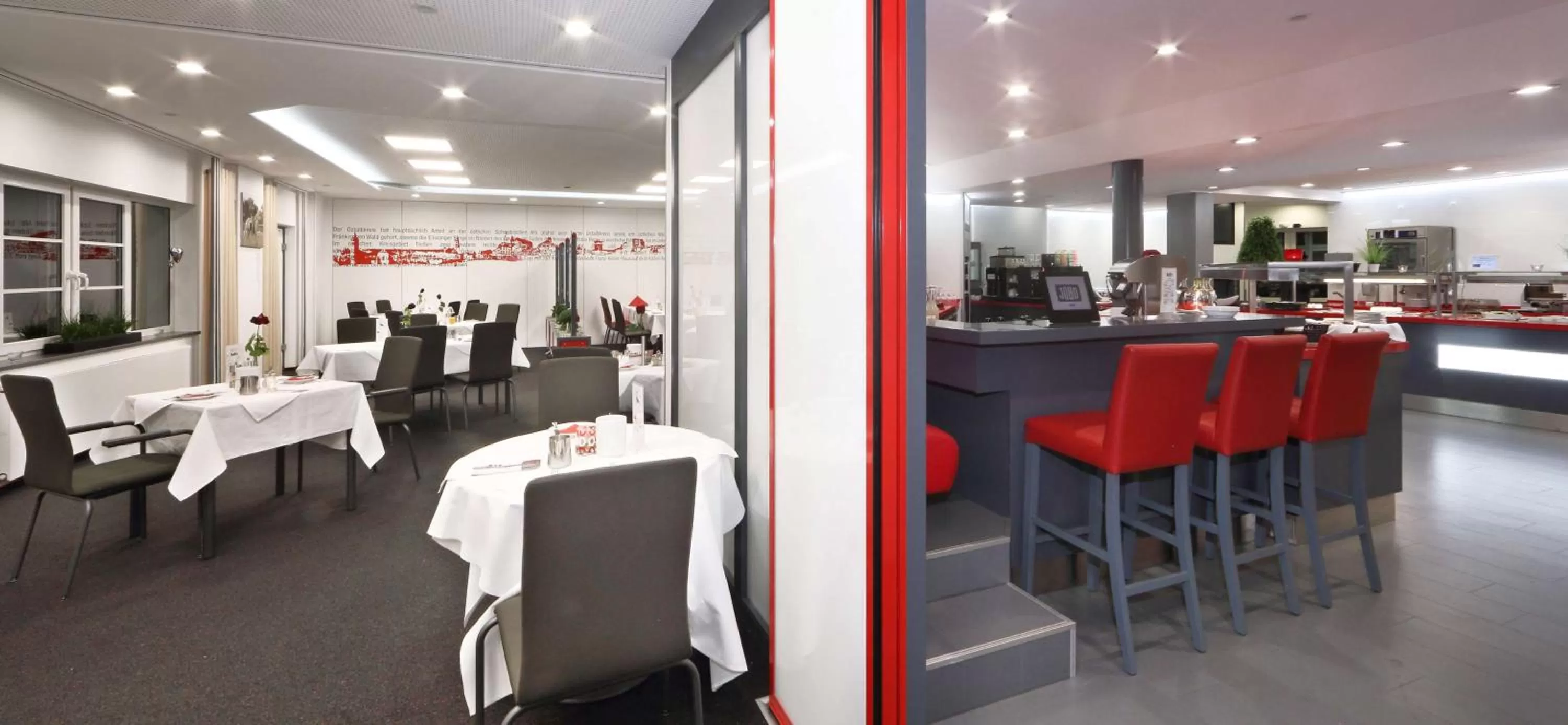 Restaurant/places to eat in Aalener Römerhotel aWL